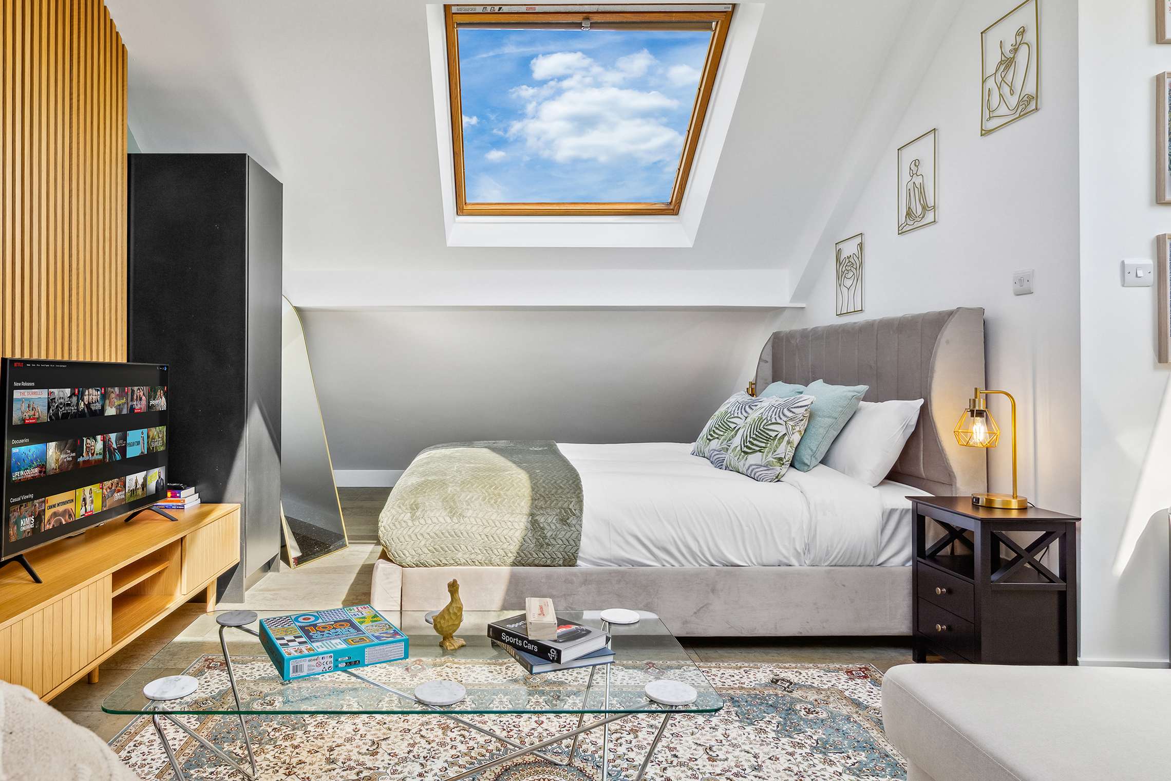 Luxe Farringdon Apartments By Stay Smart in Great Sutton Street 46-47 EC1V 0DE - Property image 32 - VivreStays