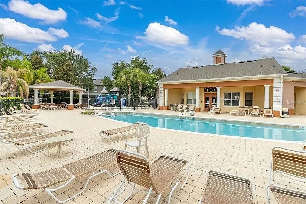 Lake View Townhouse w/ Hot Tub – Close to Disney! (2335) — Kissimmee, FL — vacation rental