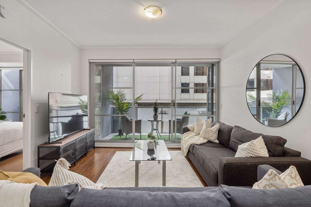 Darling Harbour 2BR Retreat with Spacious Balcony — Sydney, NSW — vacation rental