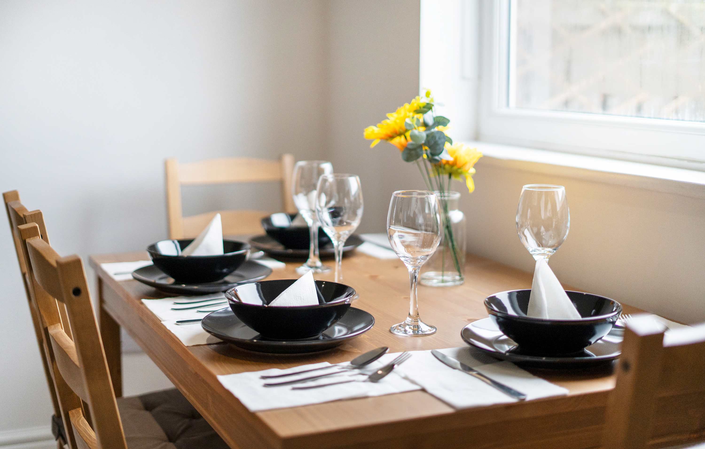 Spacious 6-Bed Home for 9, Free Parking, Nr Centre in Garth Twenty Four NE12 6DJ - Property image 18 - VivreStays