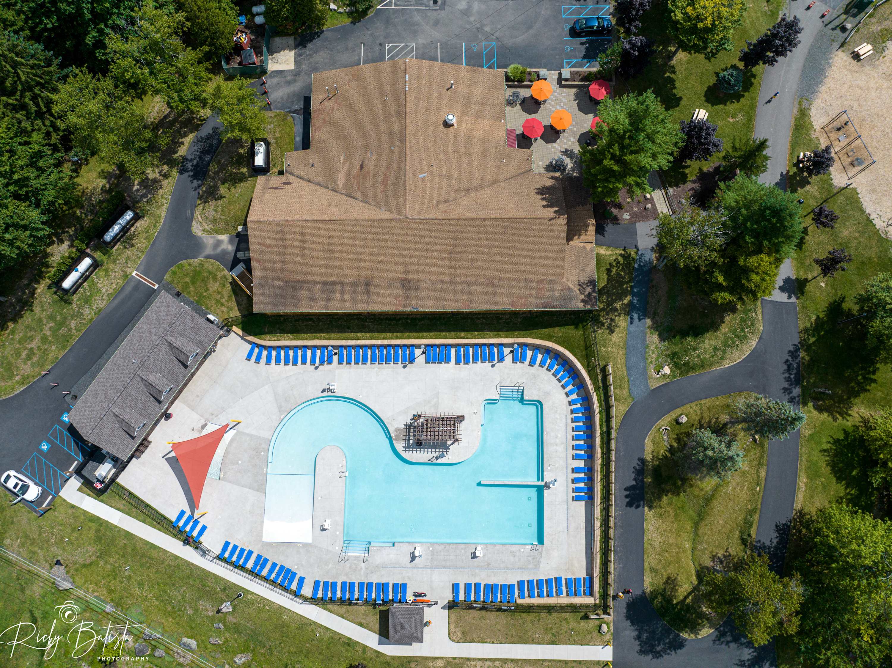 3BR Home w/ Outdoor Fun~Lake~Fire Pit~Games~Grill 6