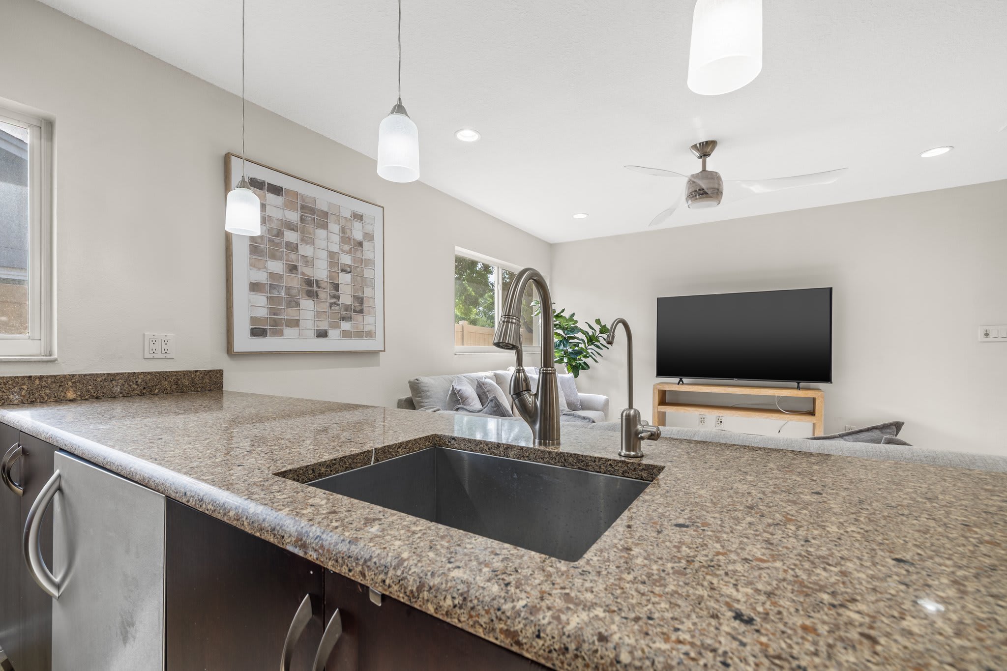 Heated Pool Home | Pet-Friendly | Minutes to Beach - Foto 11