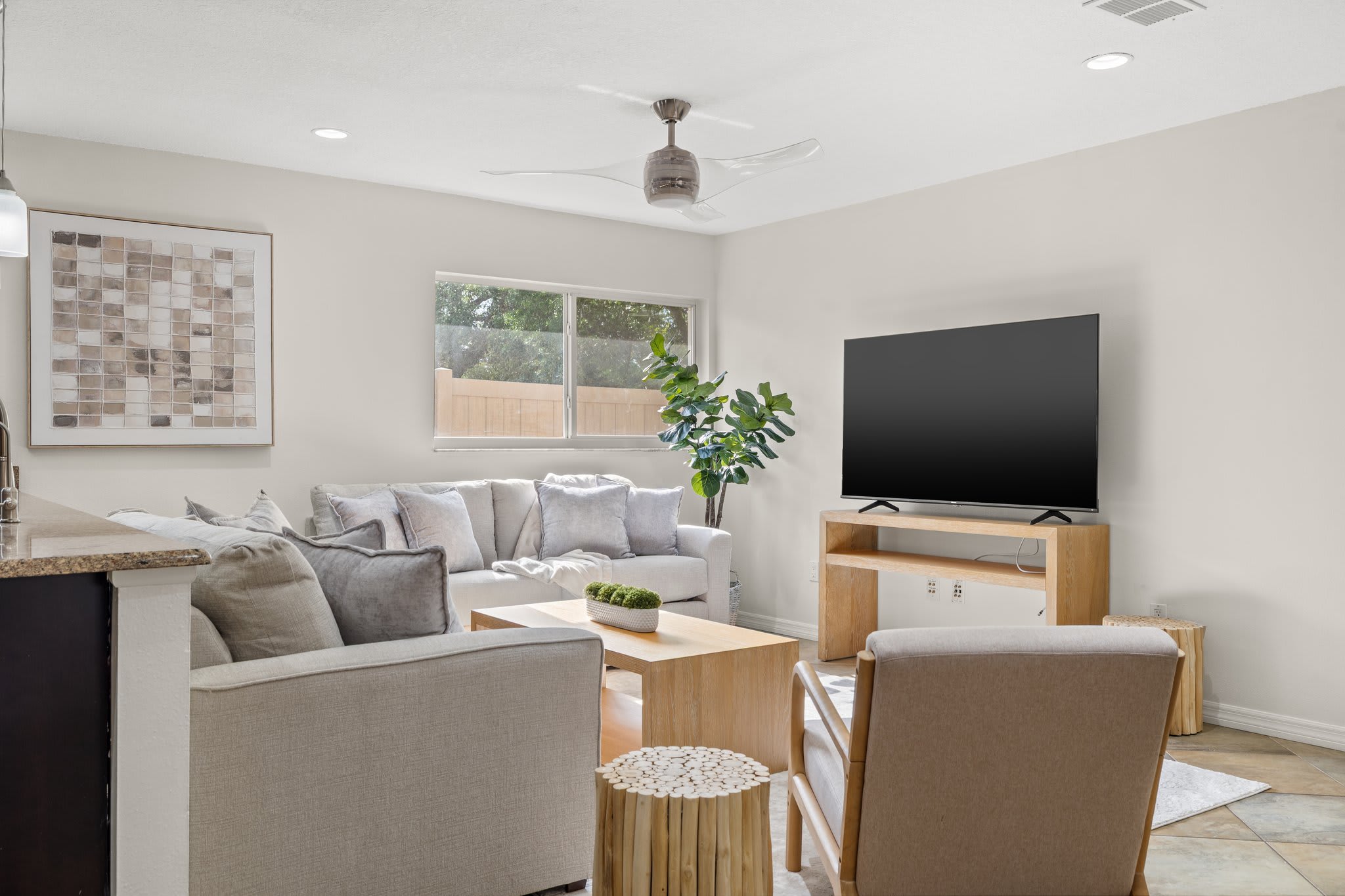 Heated Pool Home | Pet-Friendly | Minutes to Beach - Foto 18