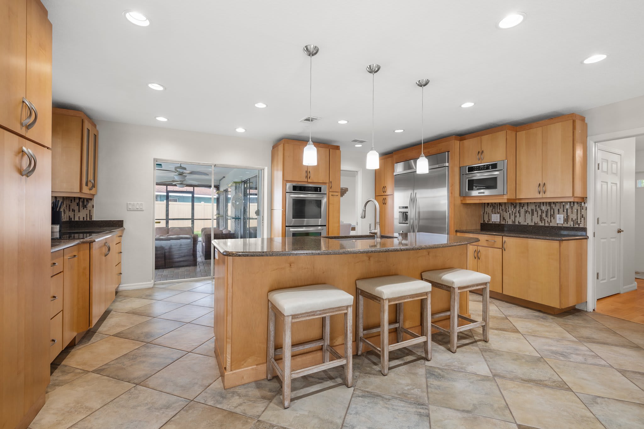 Heated Pool Home | Pet-Friendly | Minutes to Beach - Foto 5