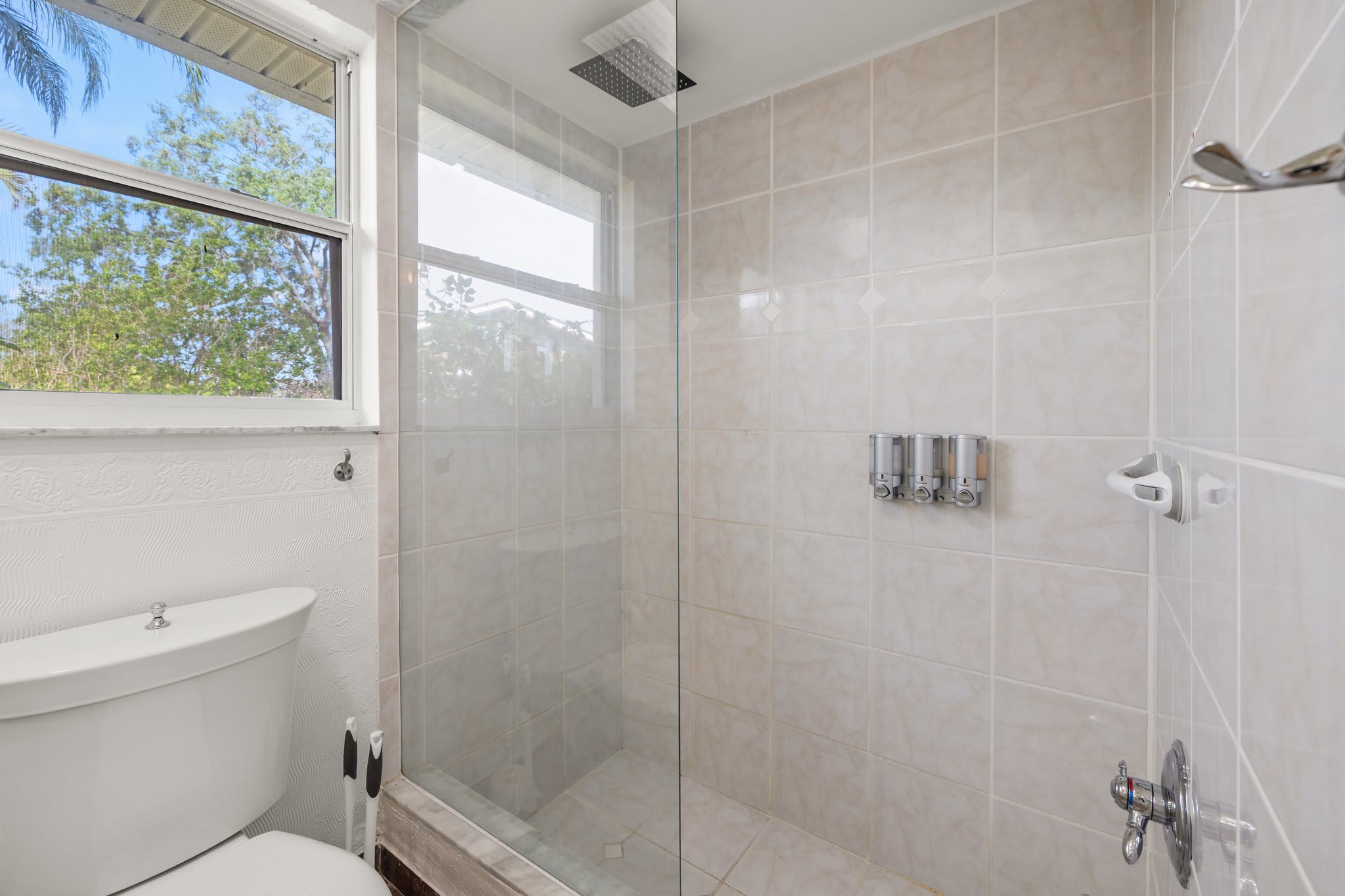 Heated Pool Home | Pet-Friendly | Minutes to Beach - Foto 7