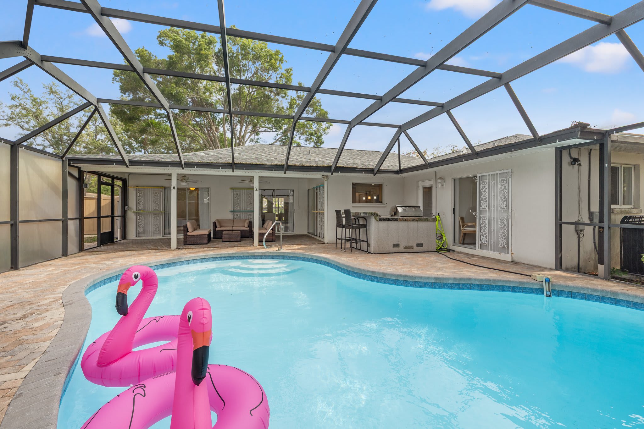Heated Pool Home | Pet-Friendly | Minutes to Beach - Foto 3