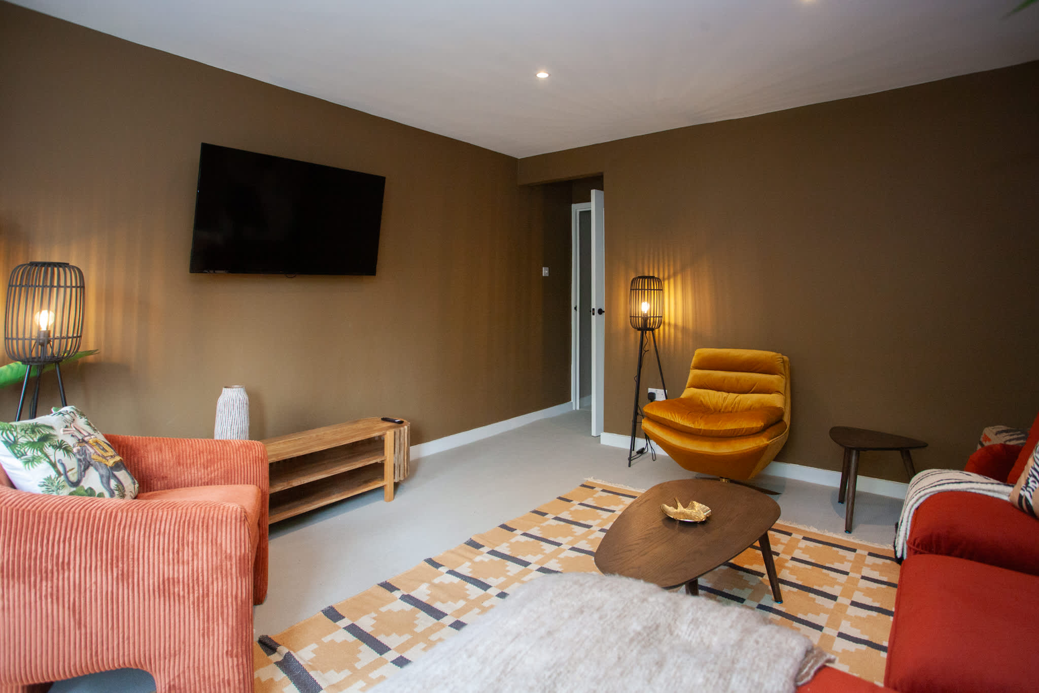 Newly Renovated House in Popular Location in Merryland Place 51 G51 2NA - Property image 7 - VivreStays