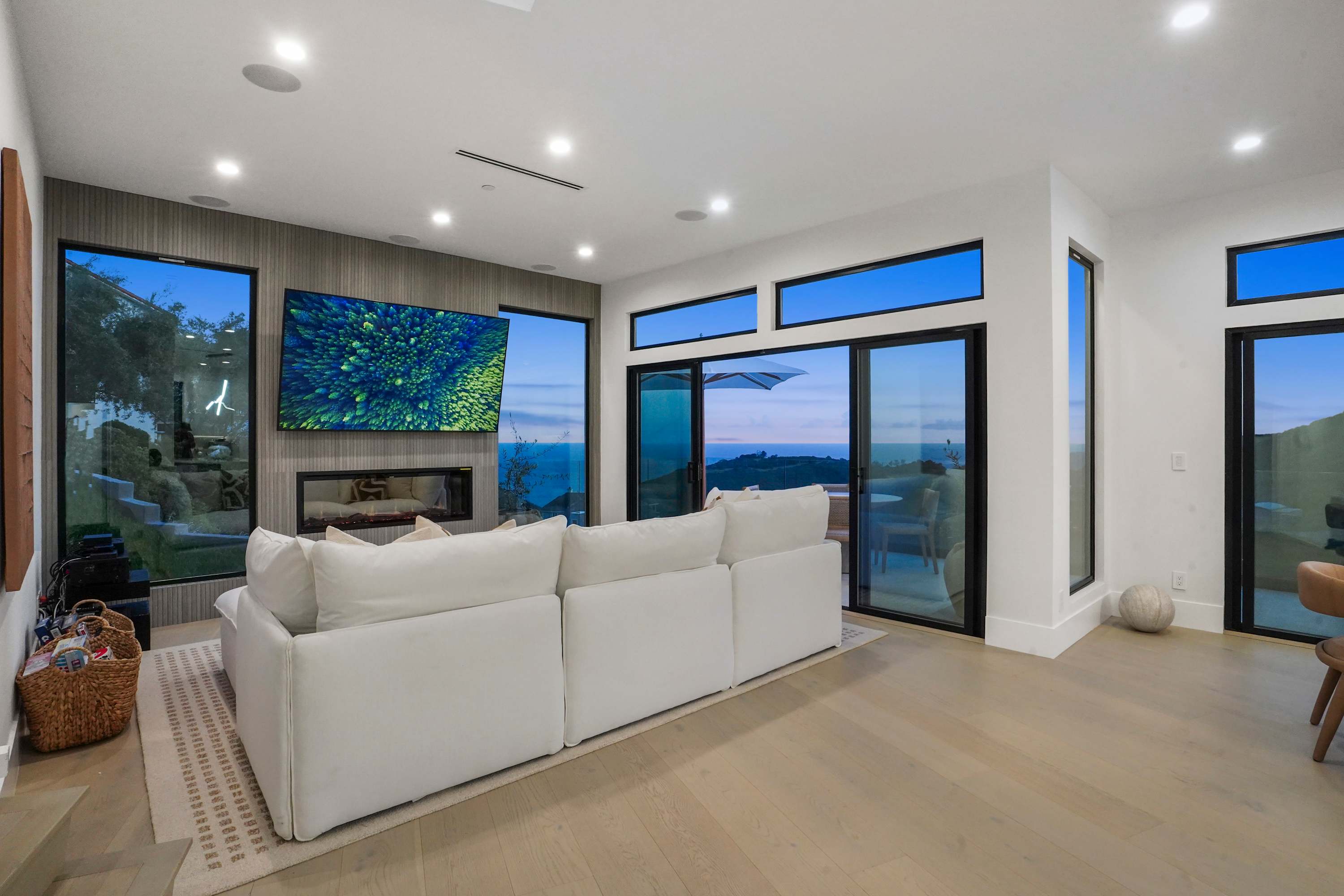Live wide open, where every view inspires.