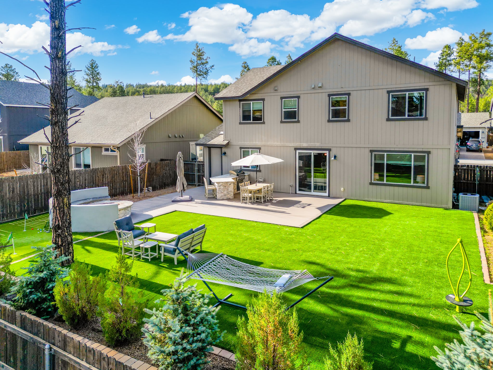 Alpine Retreat |3 Showers|Fire Pit & Putting Green — Flagstaff, AZ — vacation rental