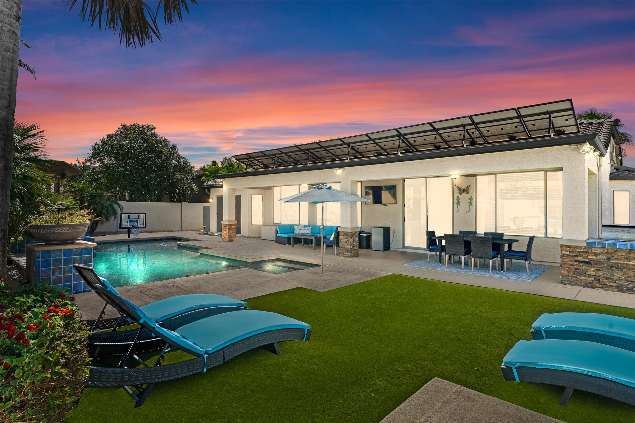 HTD Pool~Fire Pit~Games~Dog Friendly~Ping Pong 6