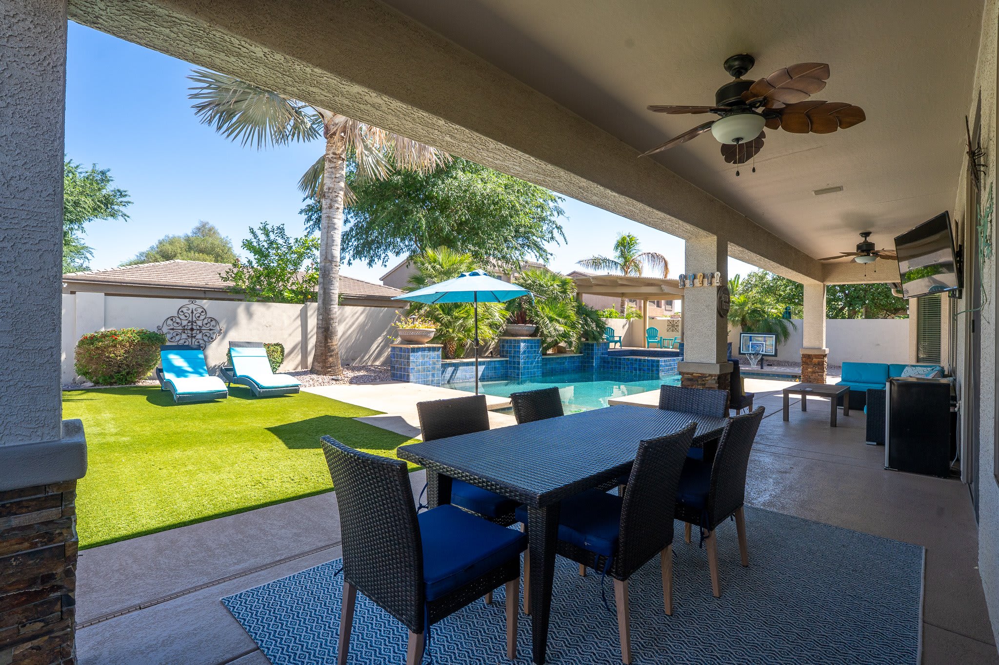 HTD Pool~Fire Pit~Games~Dog Friendly~Ping Pong 3