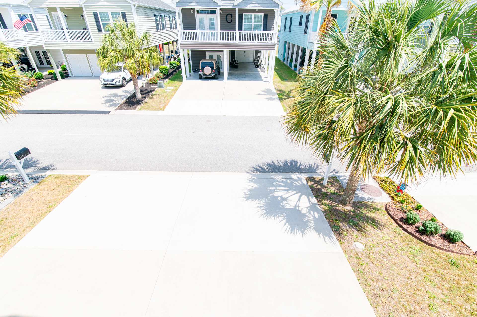Flamingo Hideaway Pet Friendly w Elevator