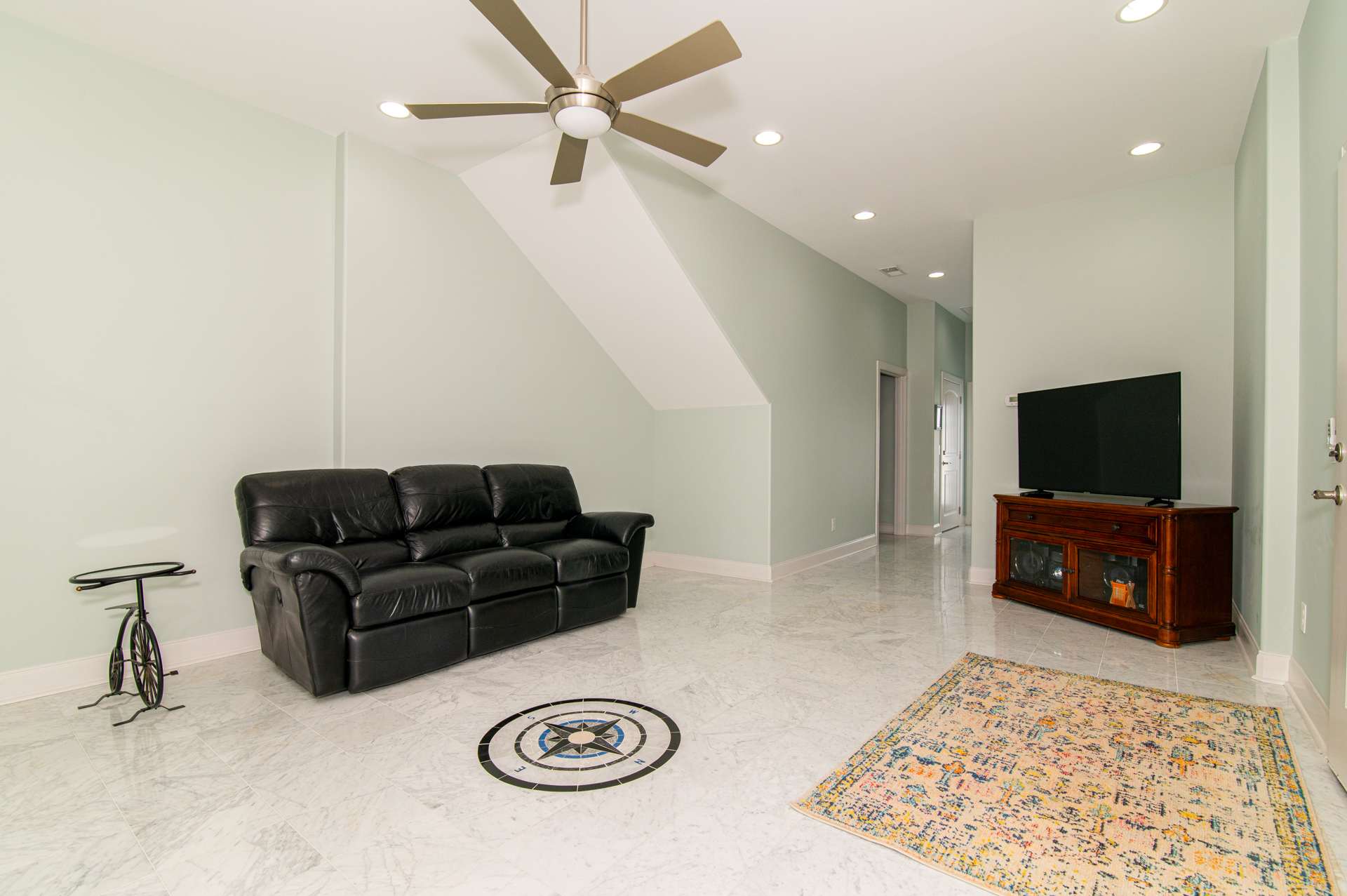 Bonus Room with TV