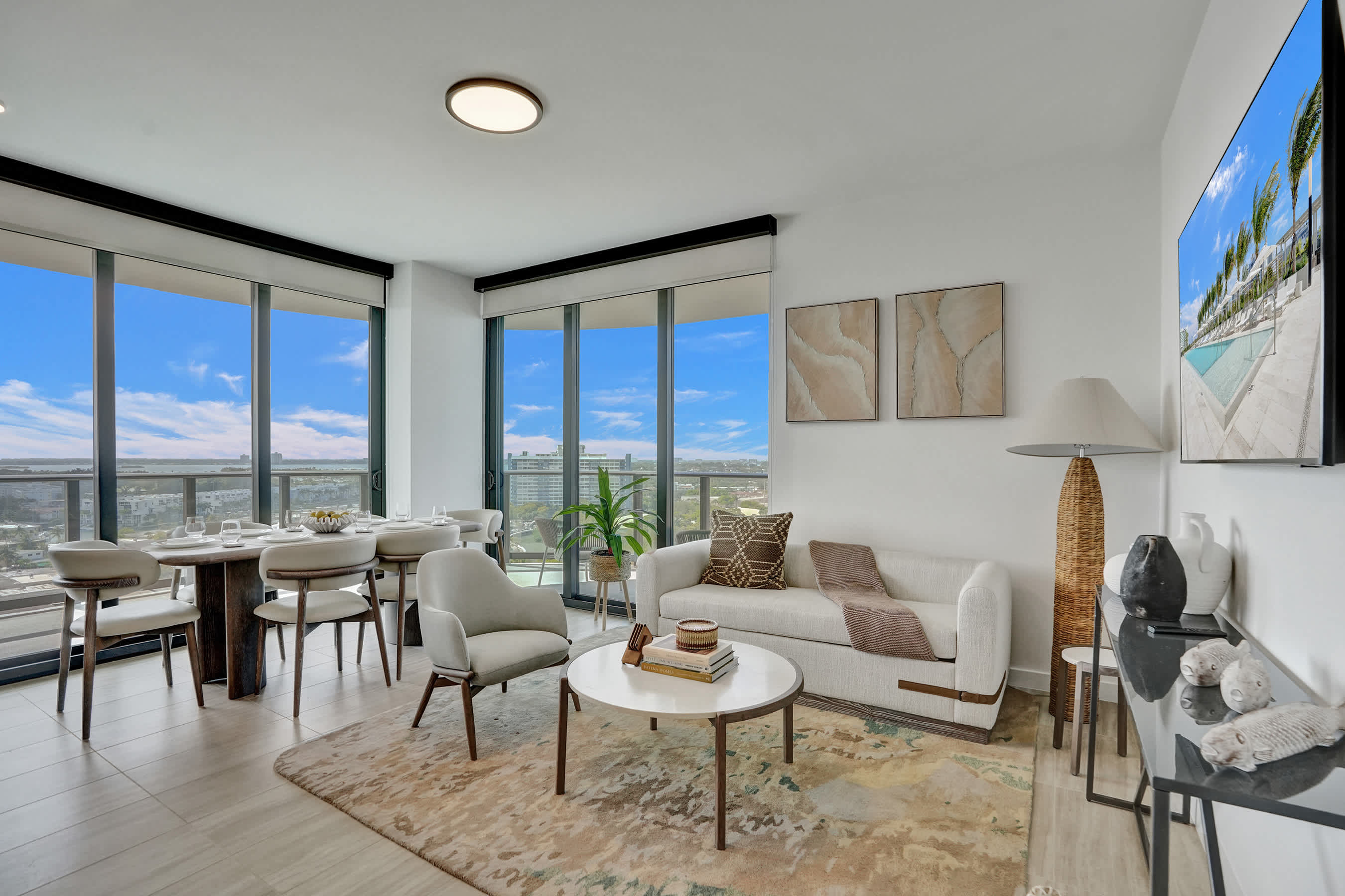 NEW Spacious 3BR/2BA Condo w/ Pool, Walk to Beach — Miami Beach, FL — vacation rental