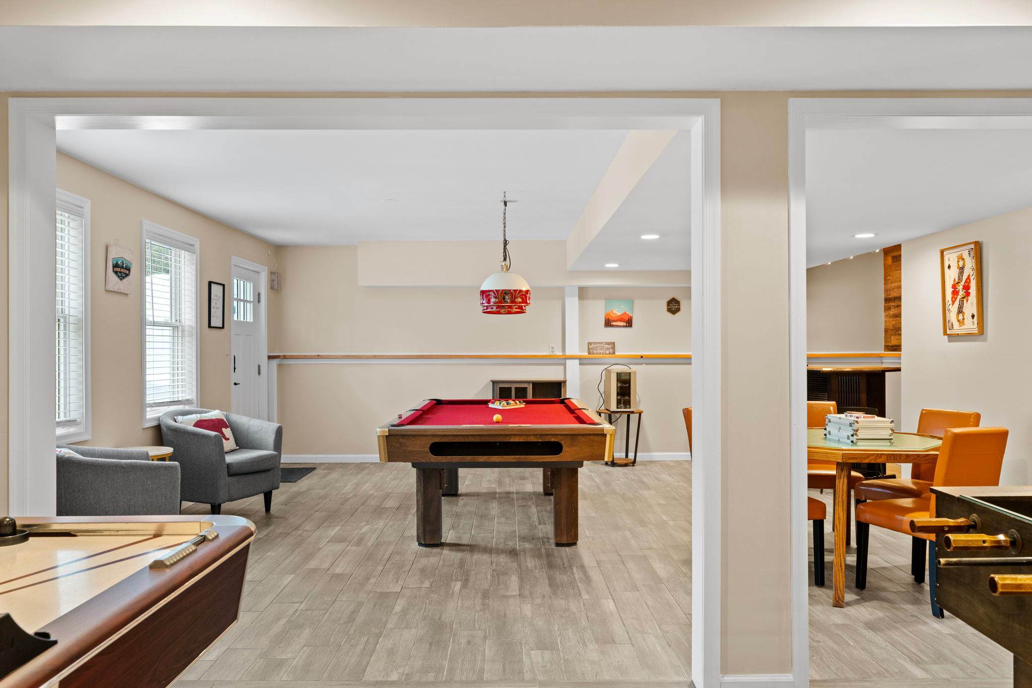 Entertainment Central
Pool, games, and lounge areas come together in this open space designed for nonstop fun.