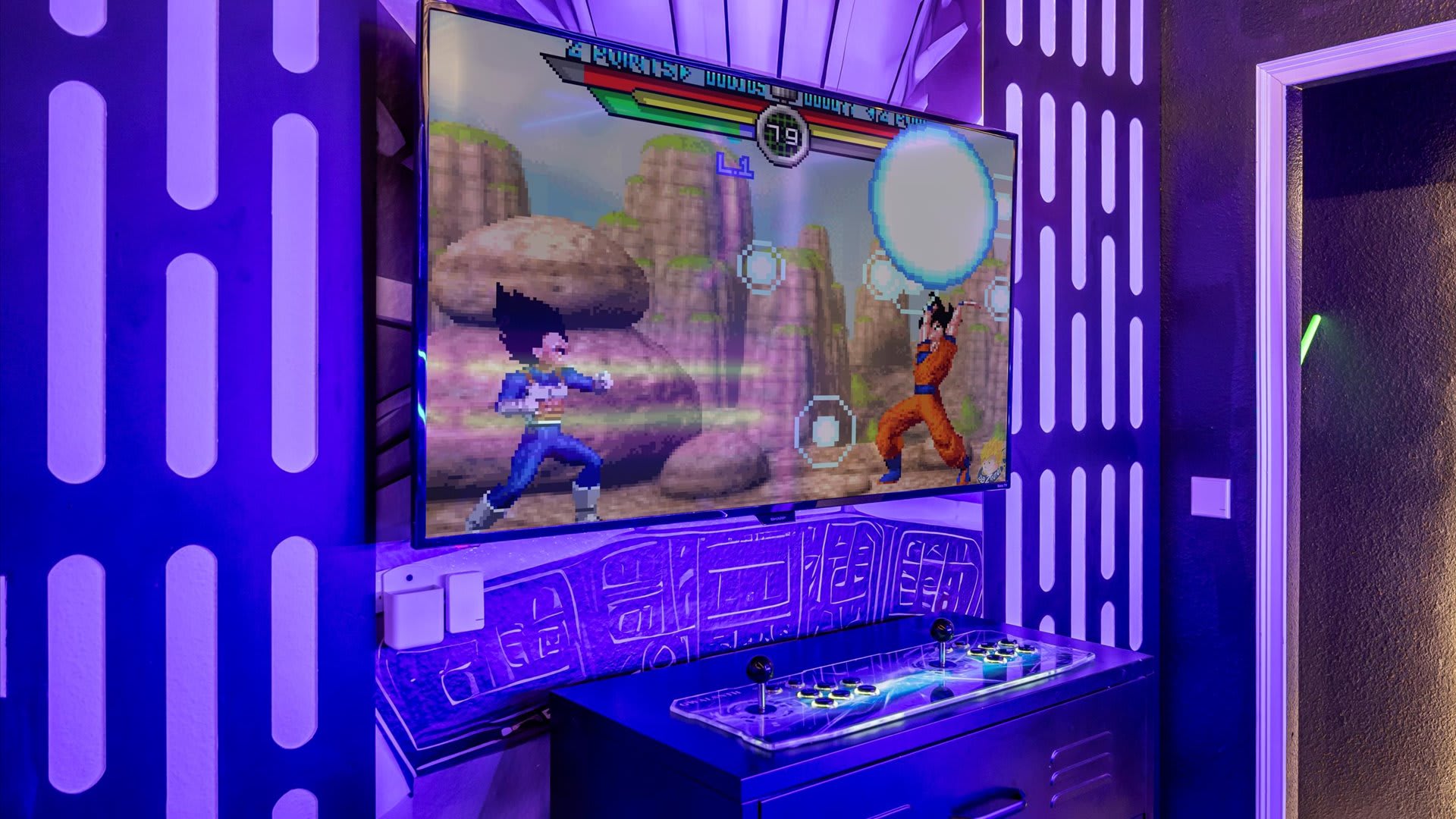 Smart TV and Gaming station 