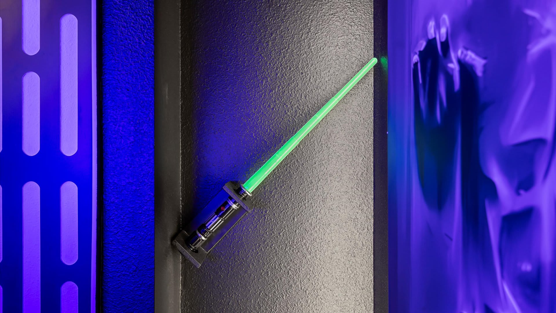 Exciting Star Wars Theme features