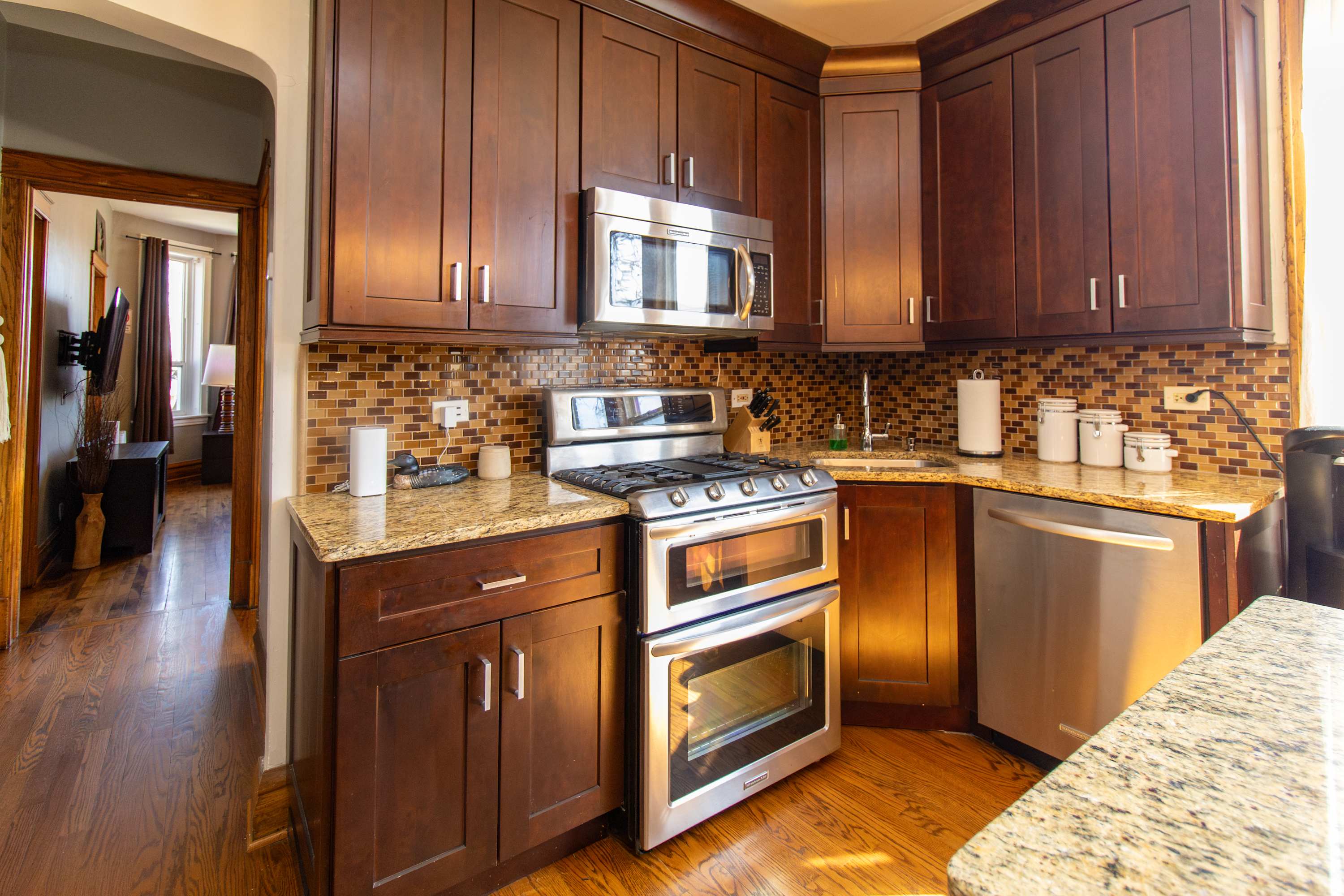 Chi-Town Hideout #2 6