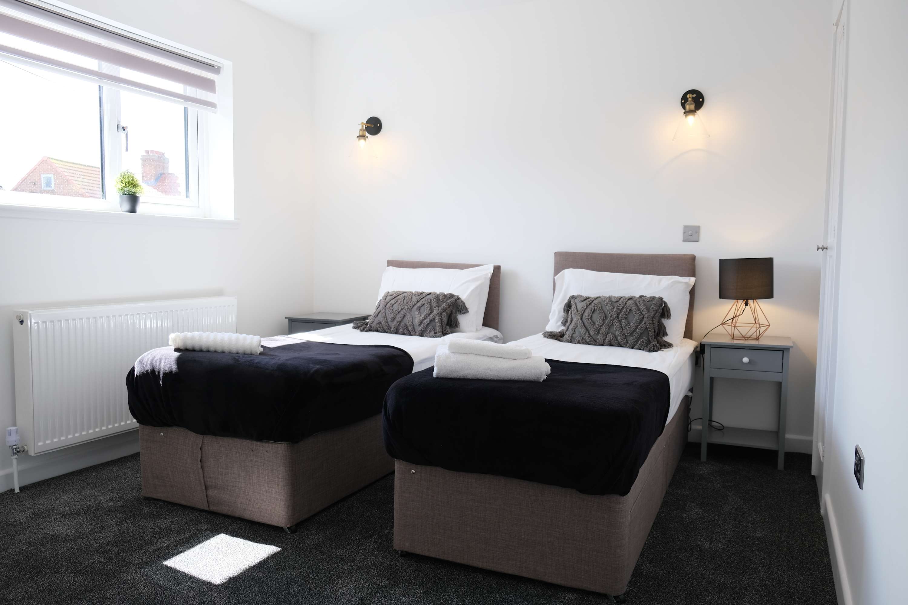 Fabulous 3 Bedroom Home with Parking in Bedford