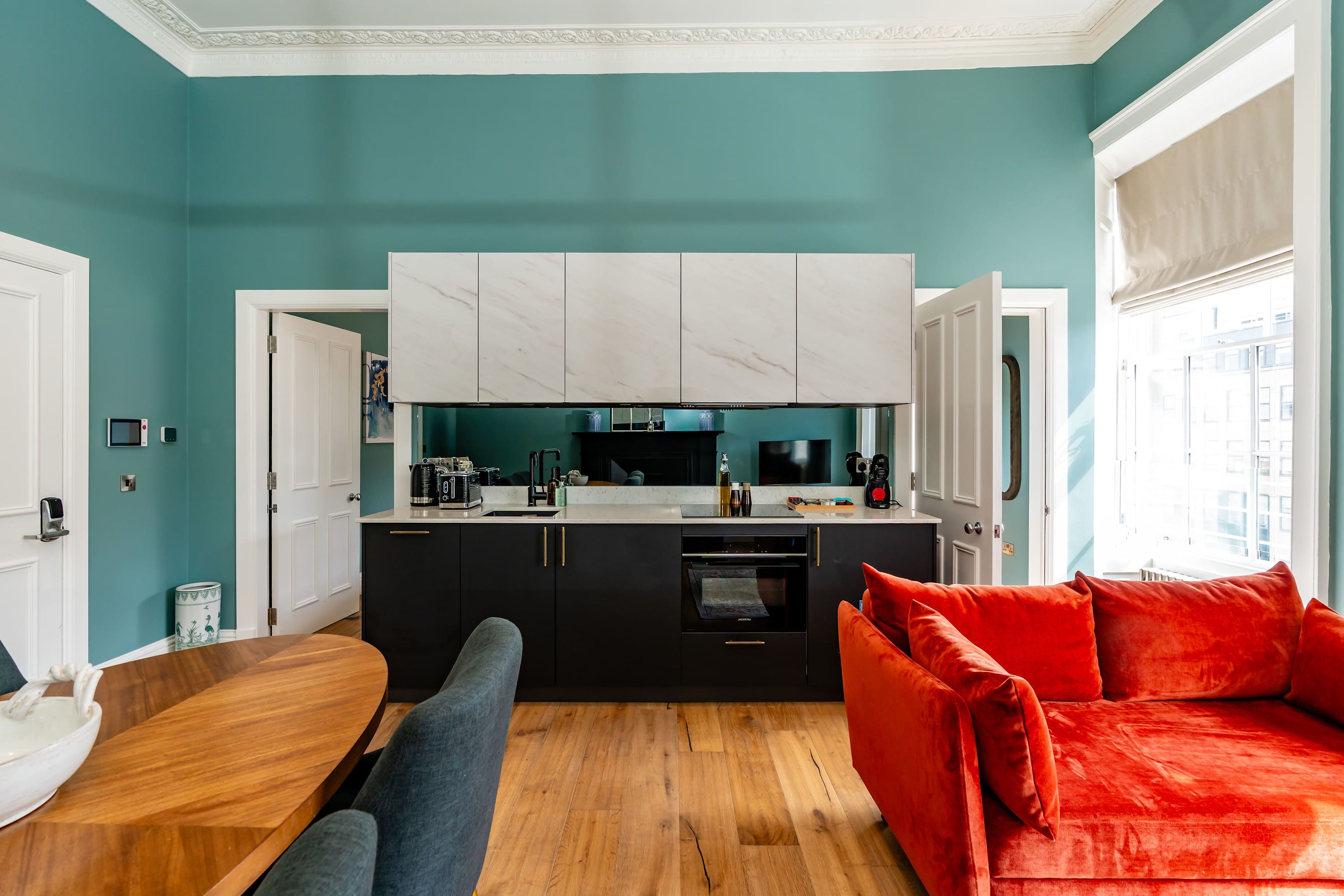Gilmour Suite - 1 Bed Luxury Apartment — Edinburgh, Scotland — vacation rental