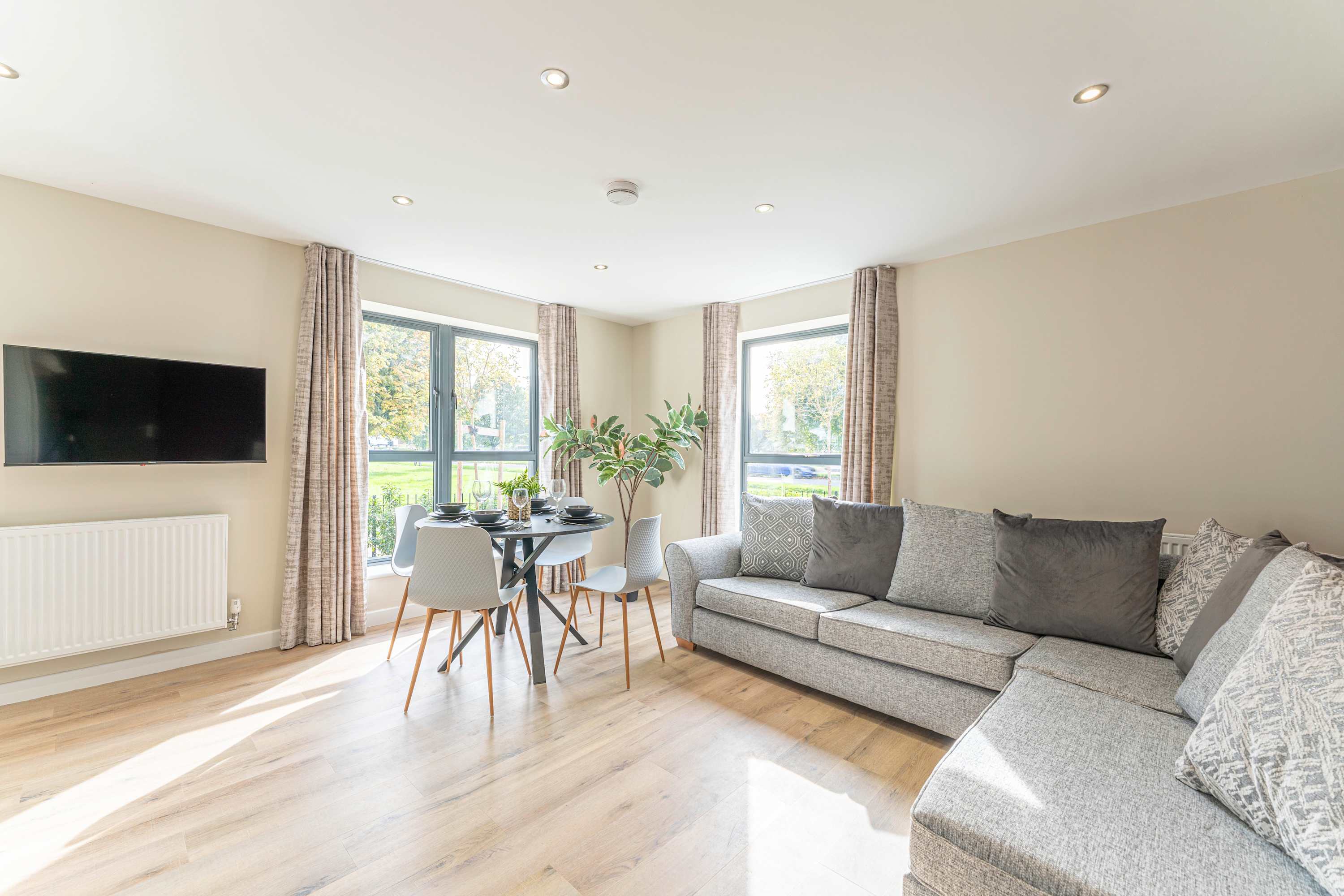 Maple Apartments - Modern 2 Bed Apartment In Derby - Derby