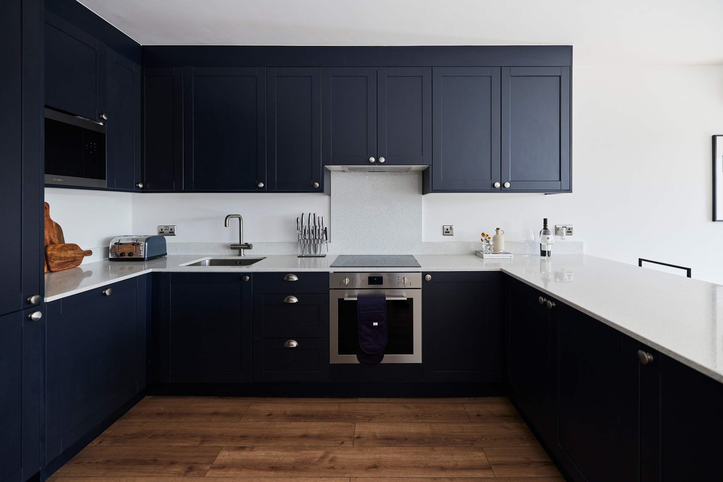 The Wembley Park Secret - 3 BDR Flat with Terrace