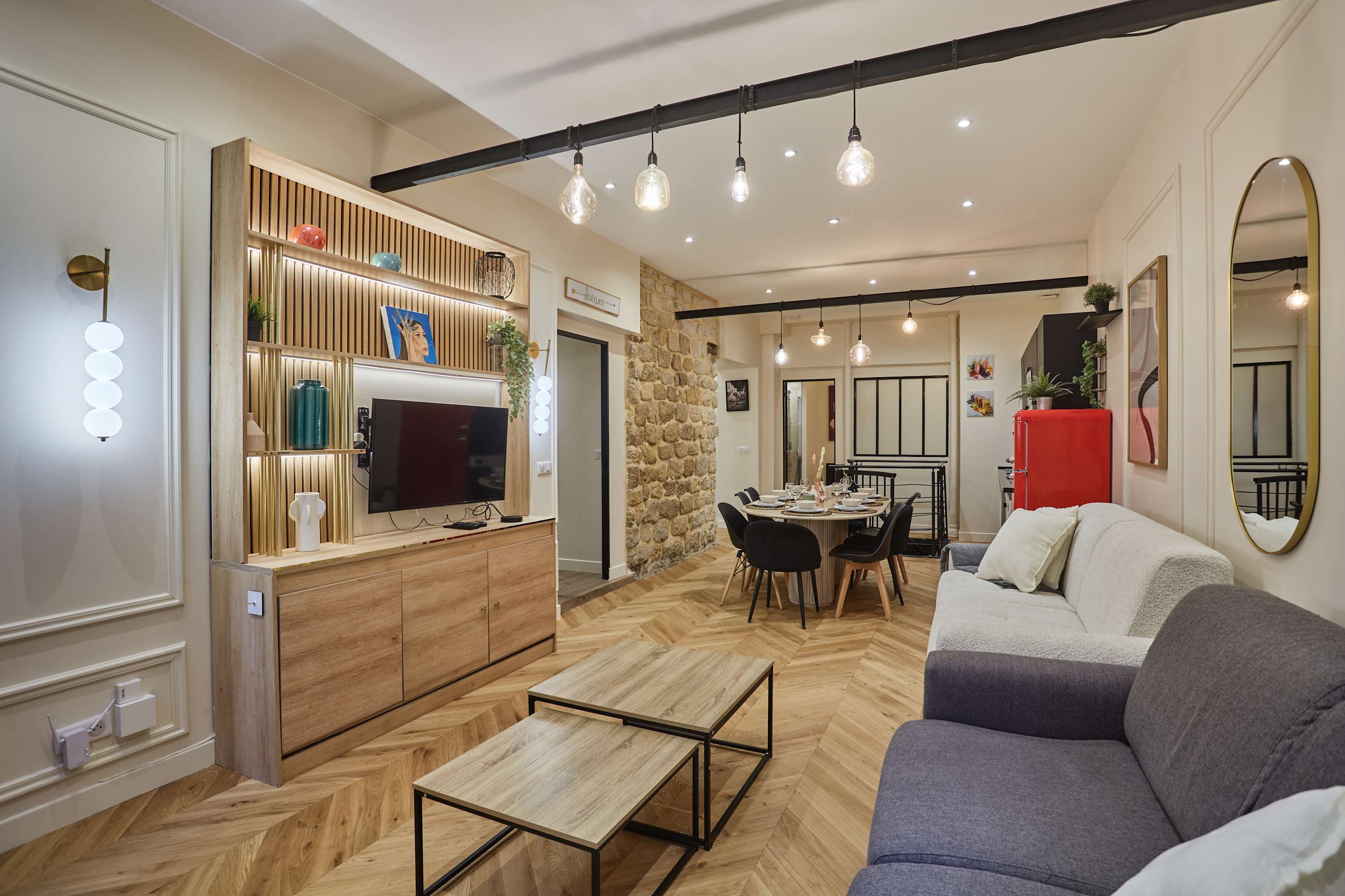 Beautiful apartment in the heart of Paris 10 people — Paris, Île-de-France — vacation rental