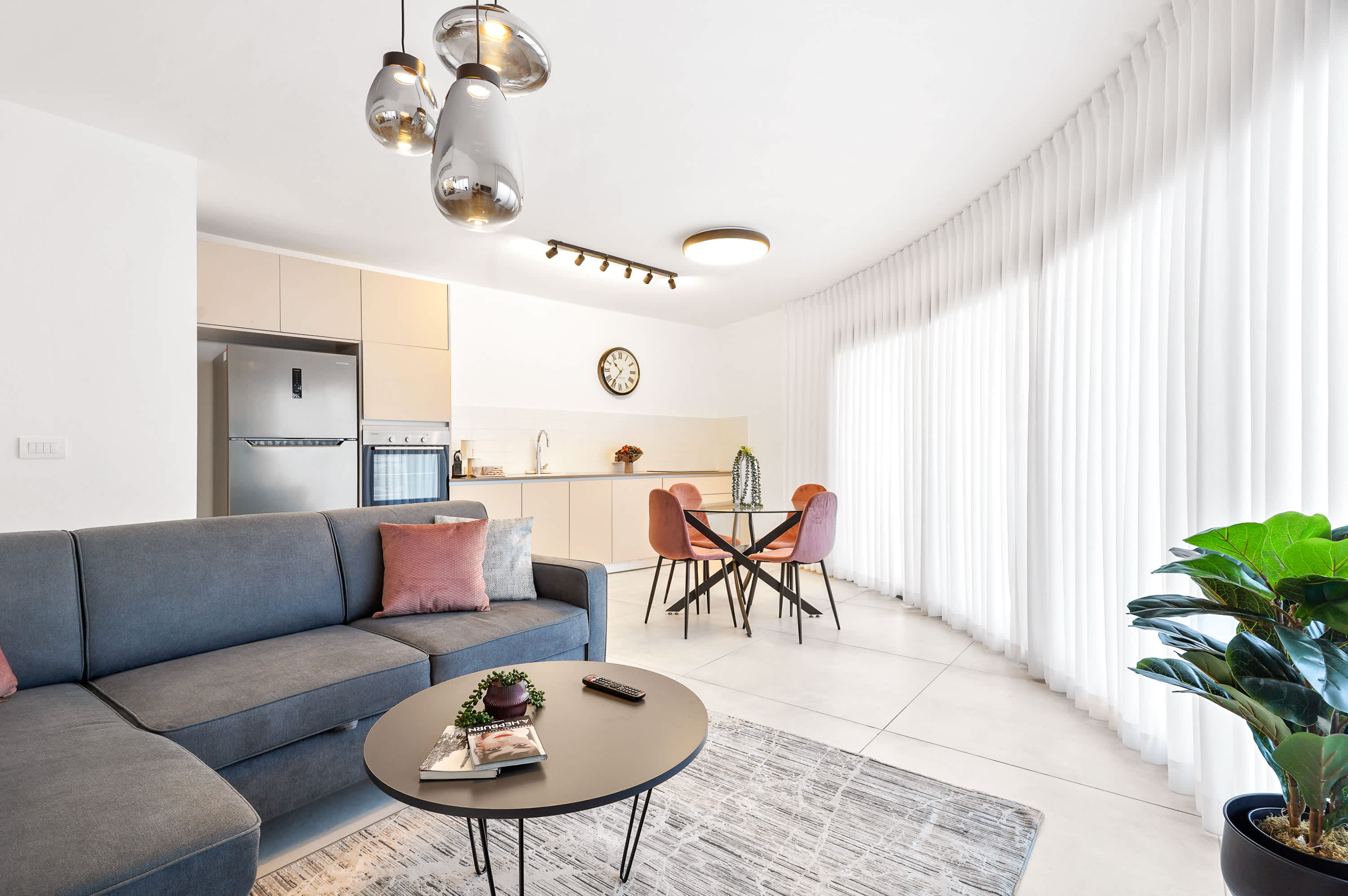Deluxe 1 Bedrooms Apartment/Terrace in City Center photo 15