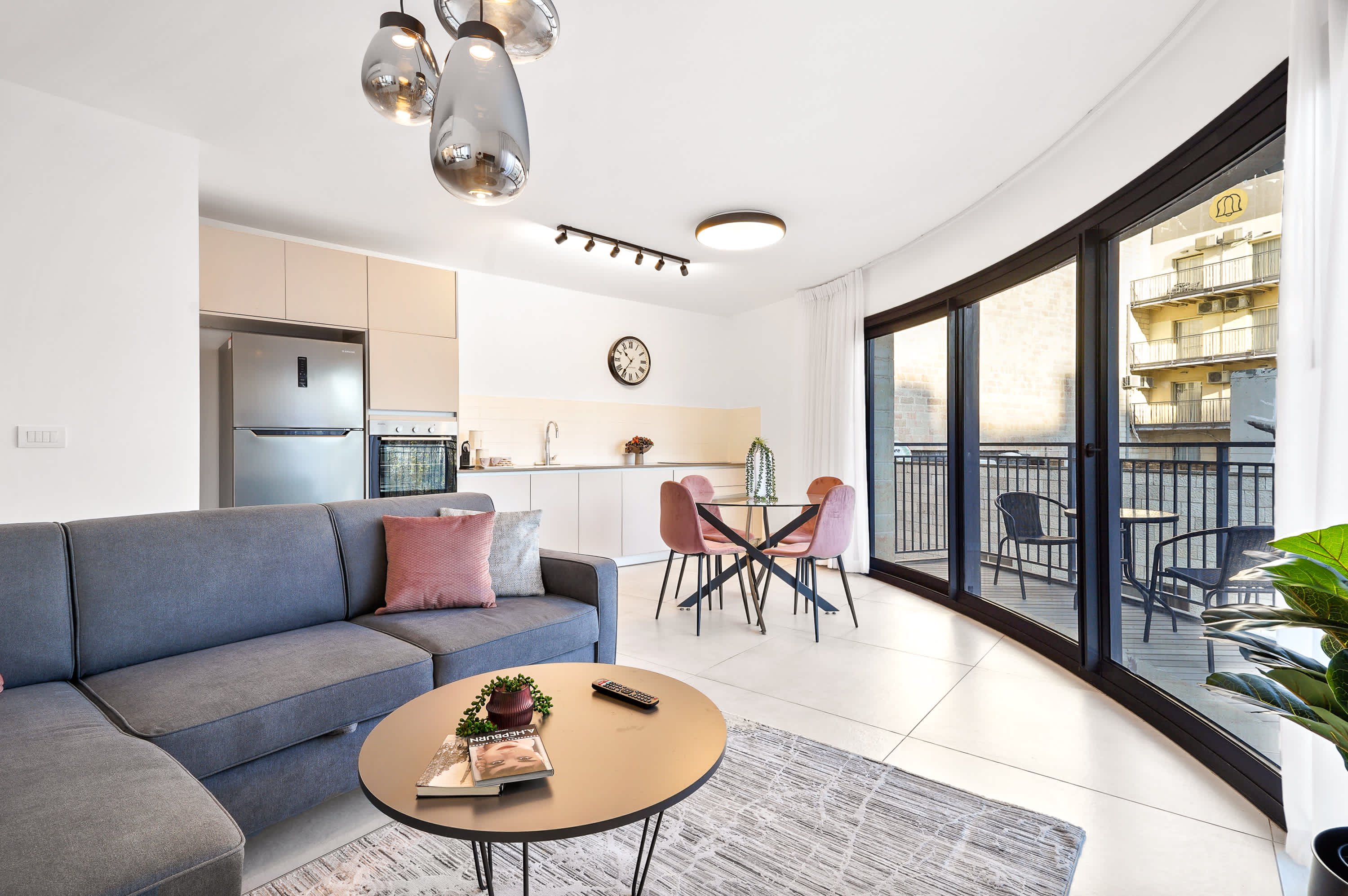 Deluxe 1 Bedrooms Apartment/Terrace in City Center photo 14