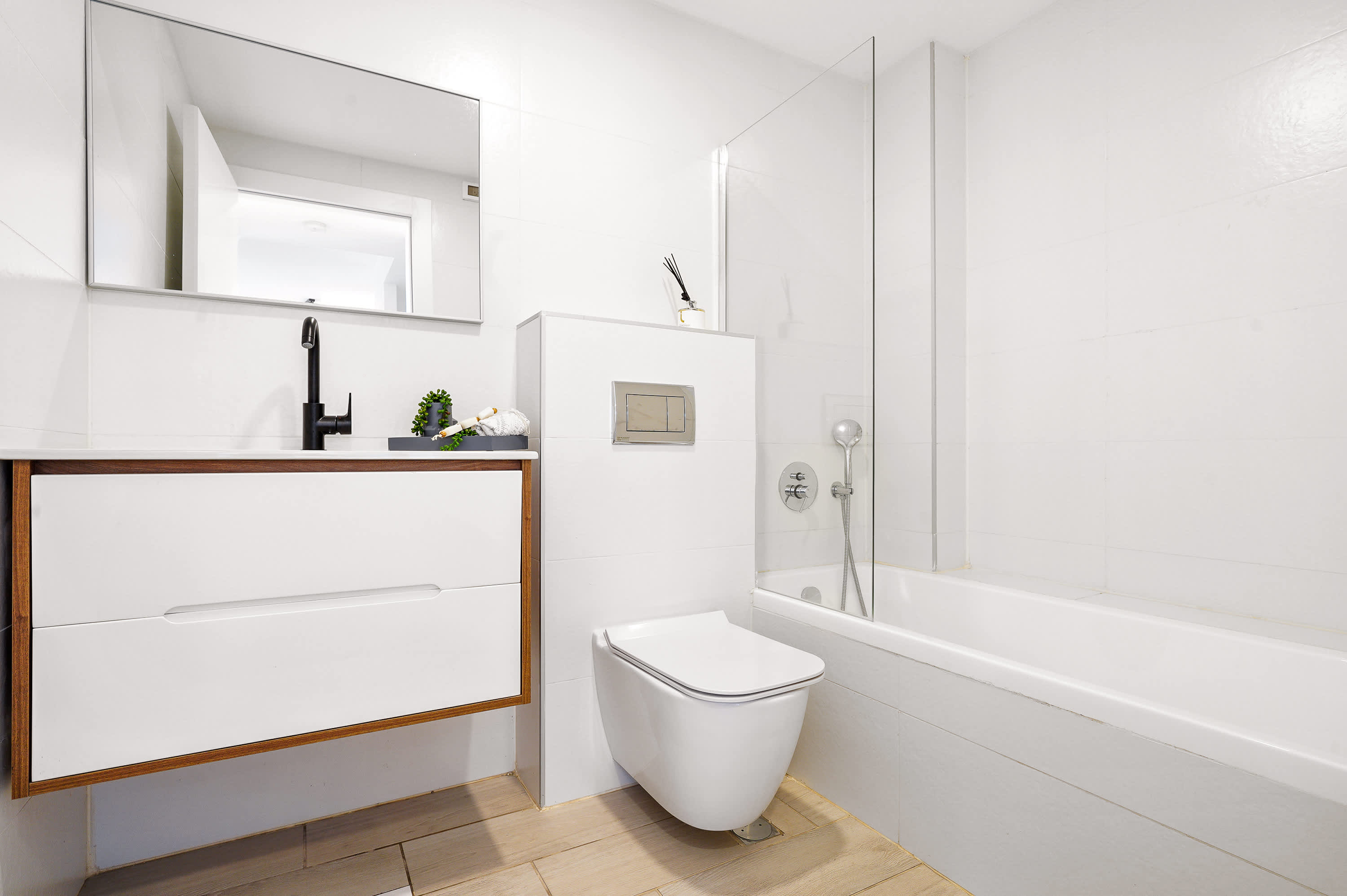 Deluxe 1 Bedrooms Apartment/Terrace in City Center photo 7