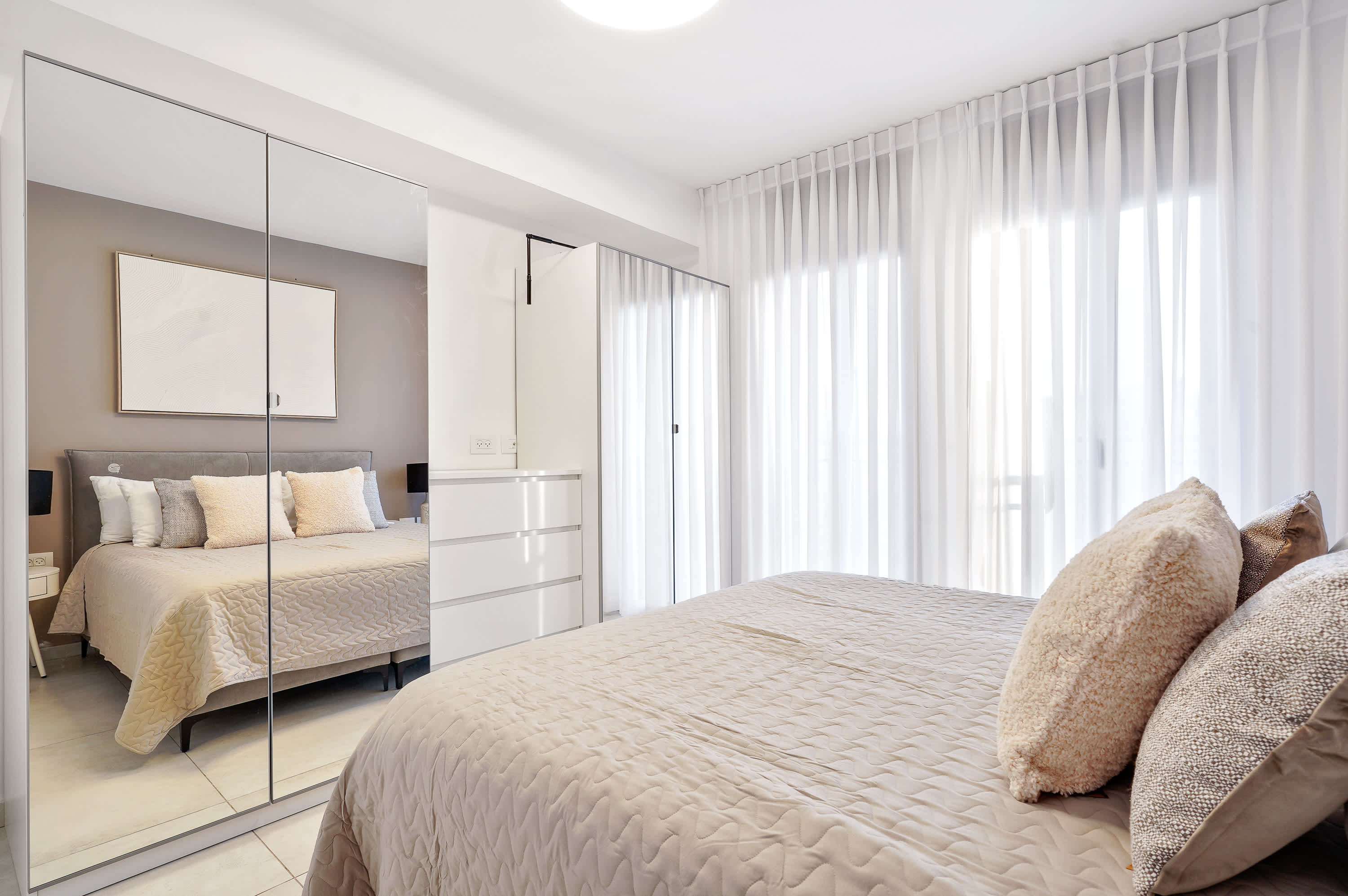 Deluxe 1 Bedrooms Apartment/Terrace in City Center photo 5