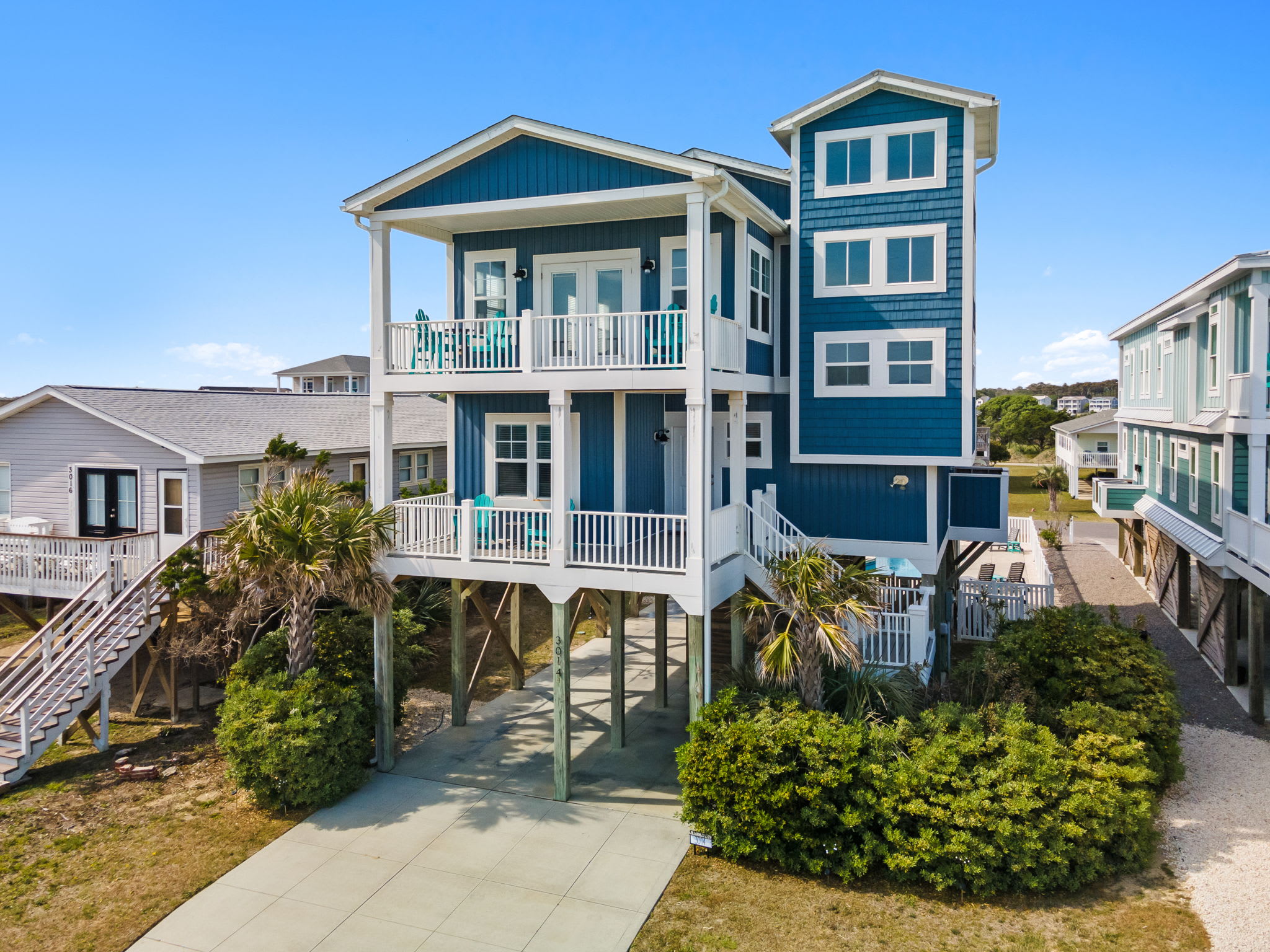 Coastal Haven - Panoramic Ocean Views – Oak Island | Photo 3
