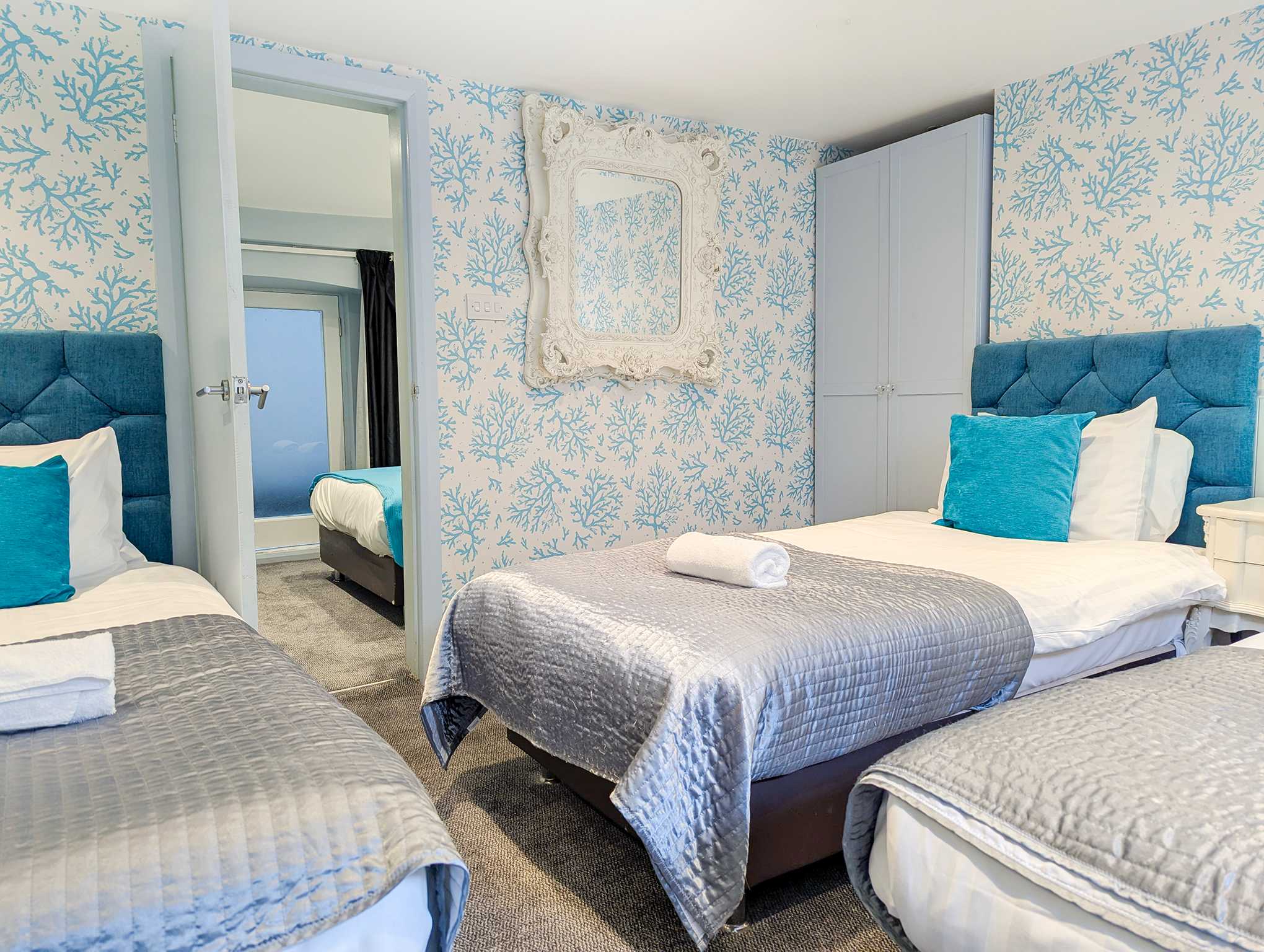 Darling By The Sea | by Brighton Holiday Lets - Brighton Holiday Home - Image 3