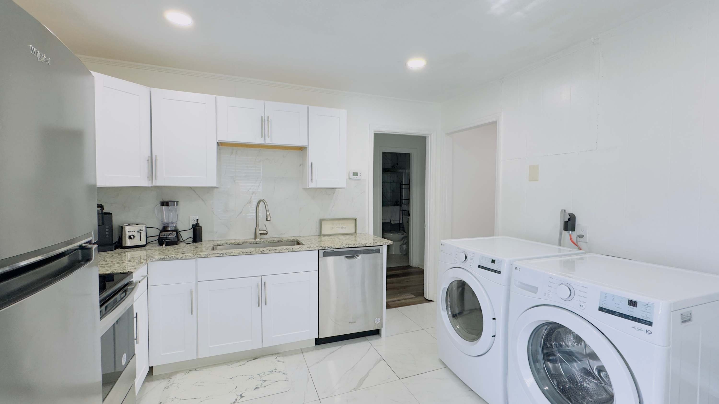 Listing image 5