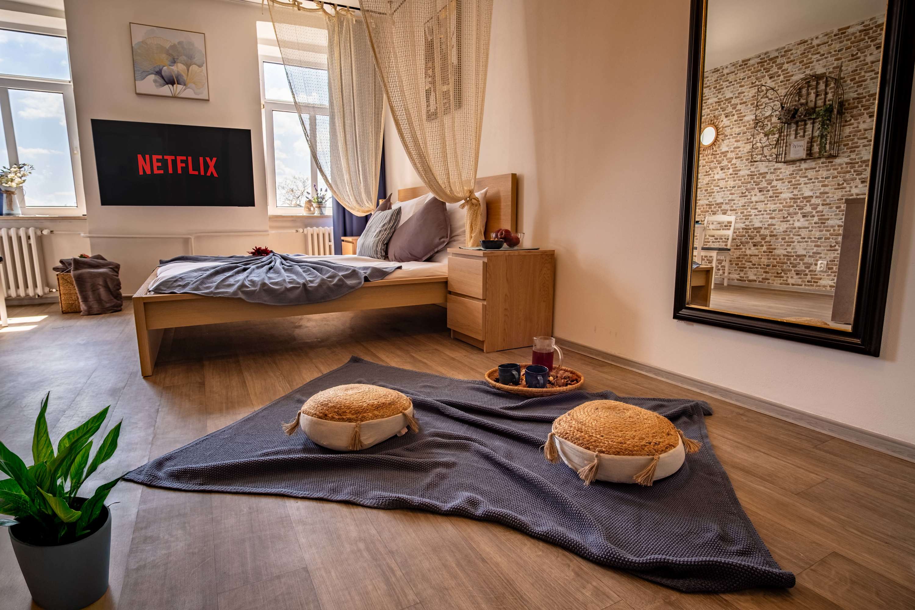 Florence haven, AC, Netflix, DT