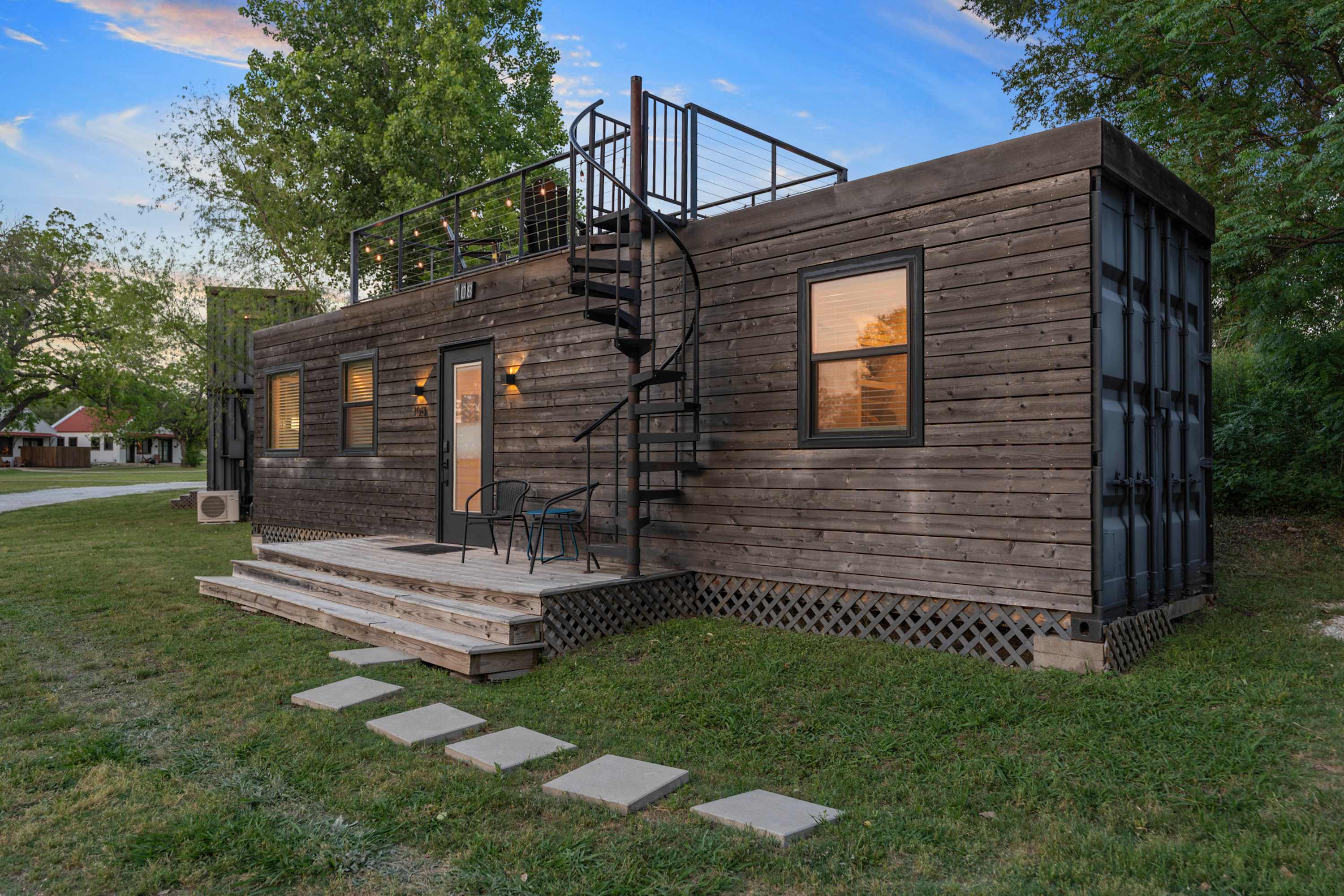 Container home with rooftop views and pickleball — Waco, TX — vacation rental
