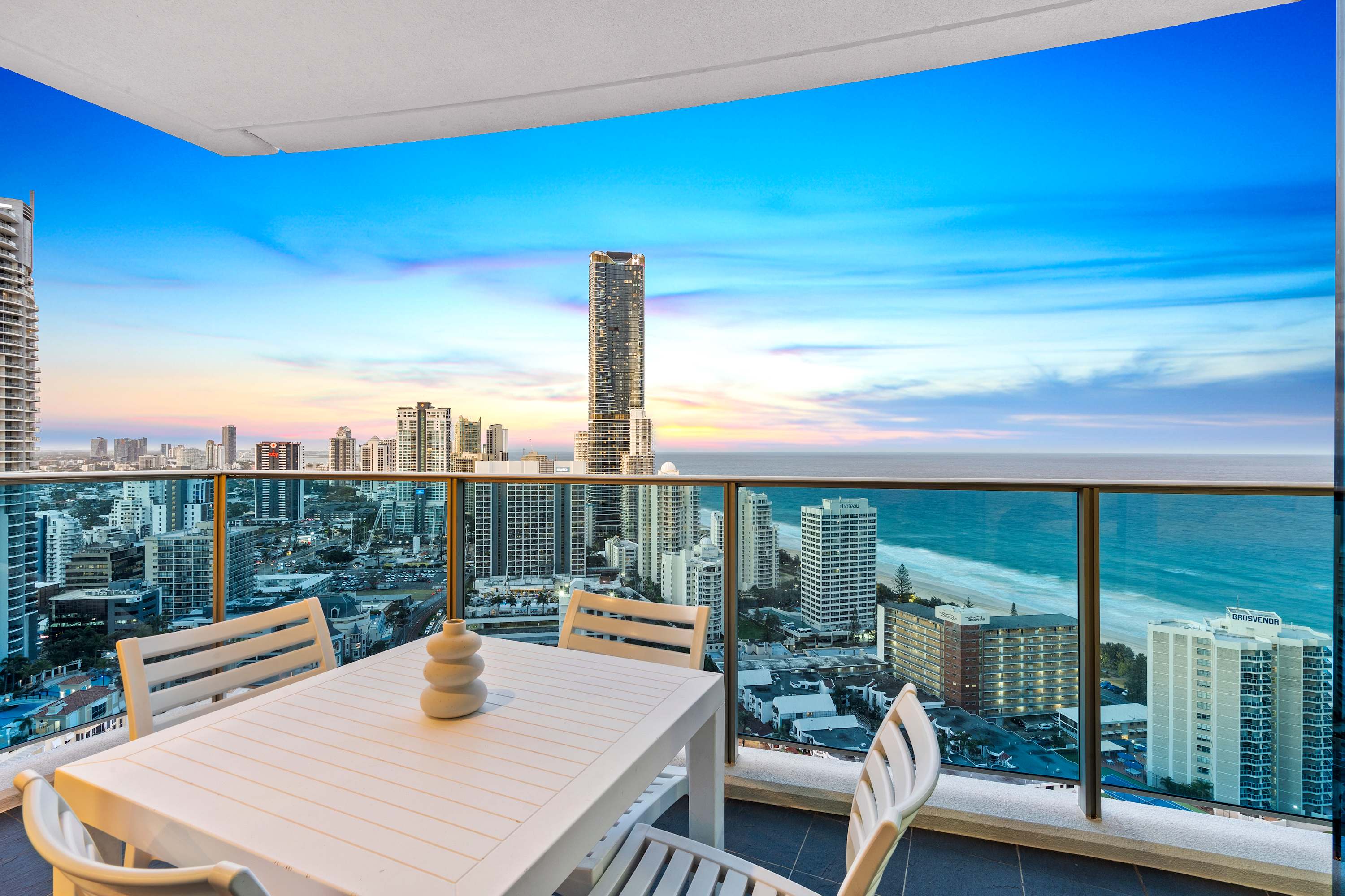 H Residences, Surfers Paradise