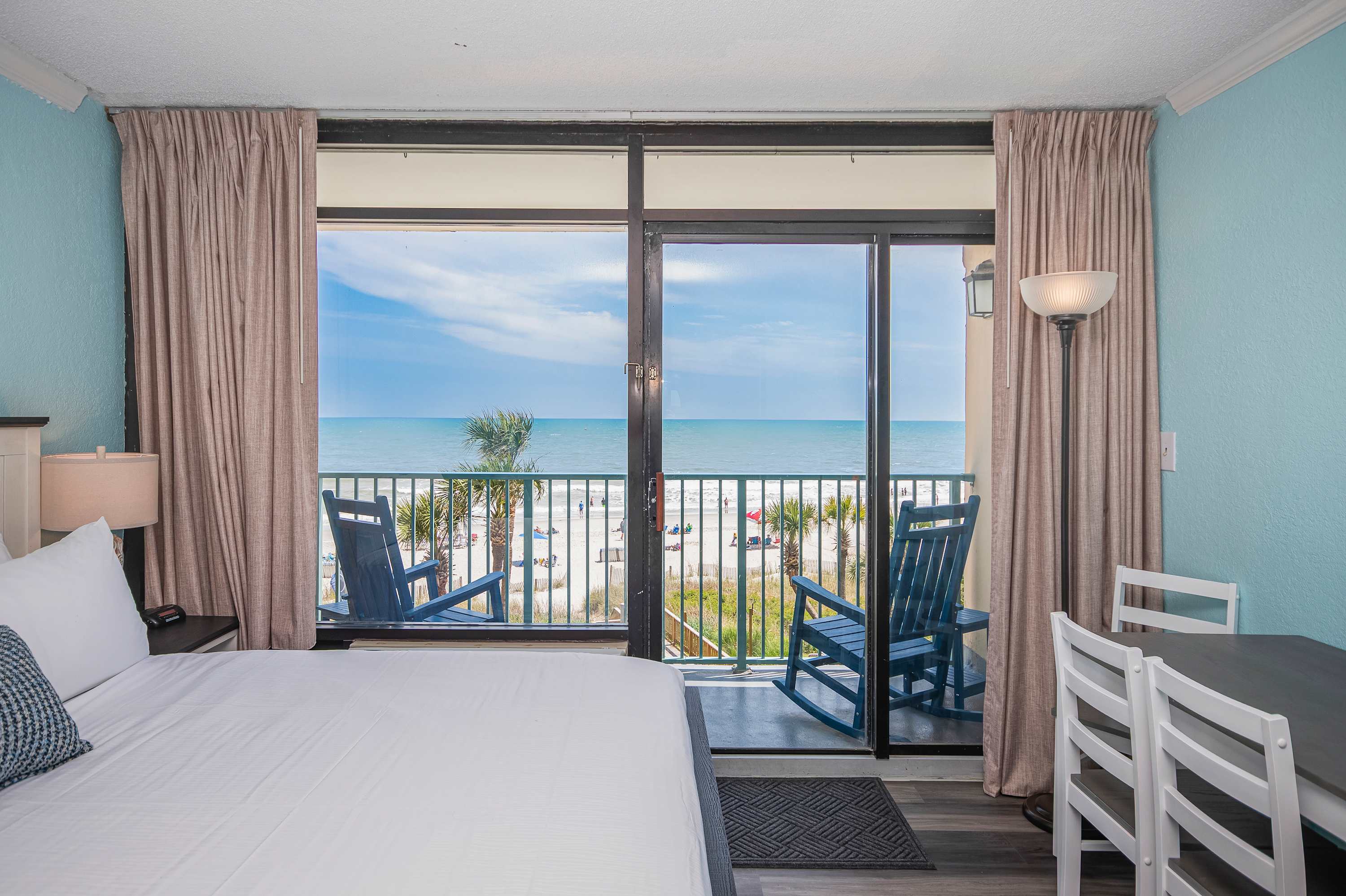 Stylish Oceanfront KING,Pool,P22 — Myrtle Beach, SC — vacation rental