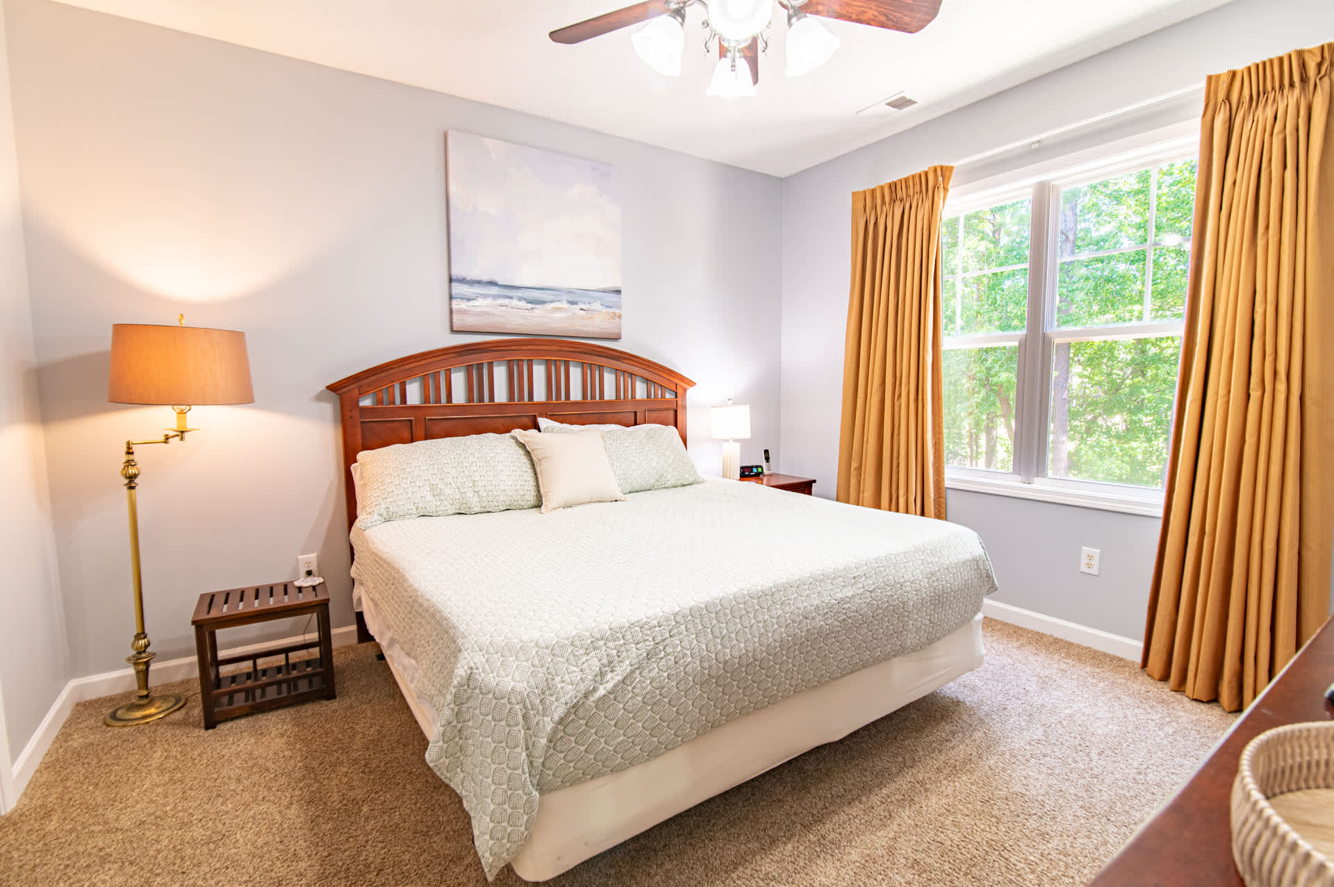 Pet Friendly Golf Paradise w Huge Pool and Hot Tub