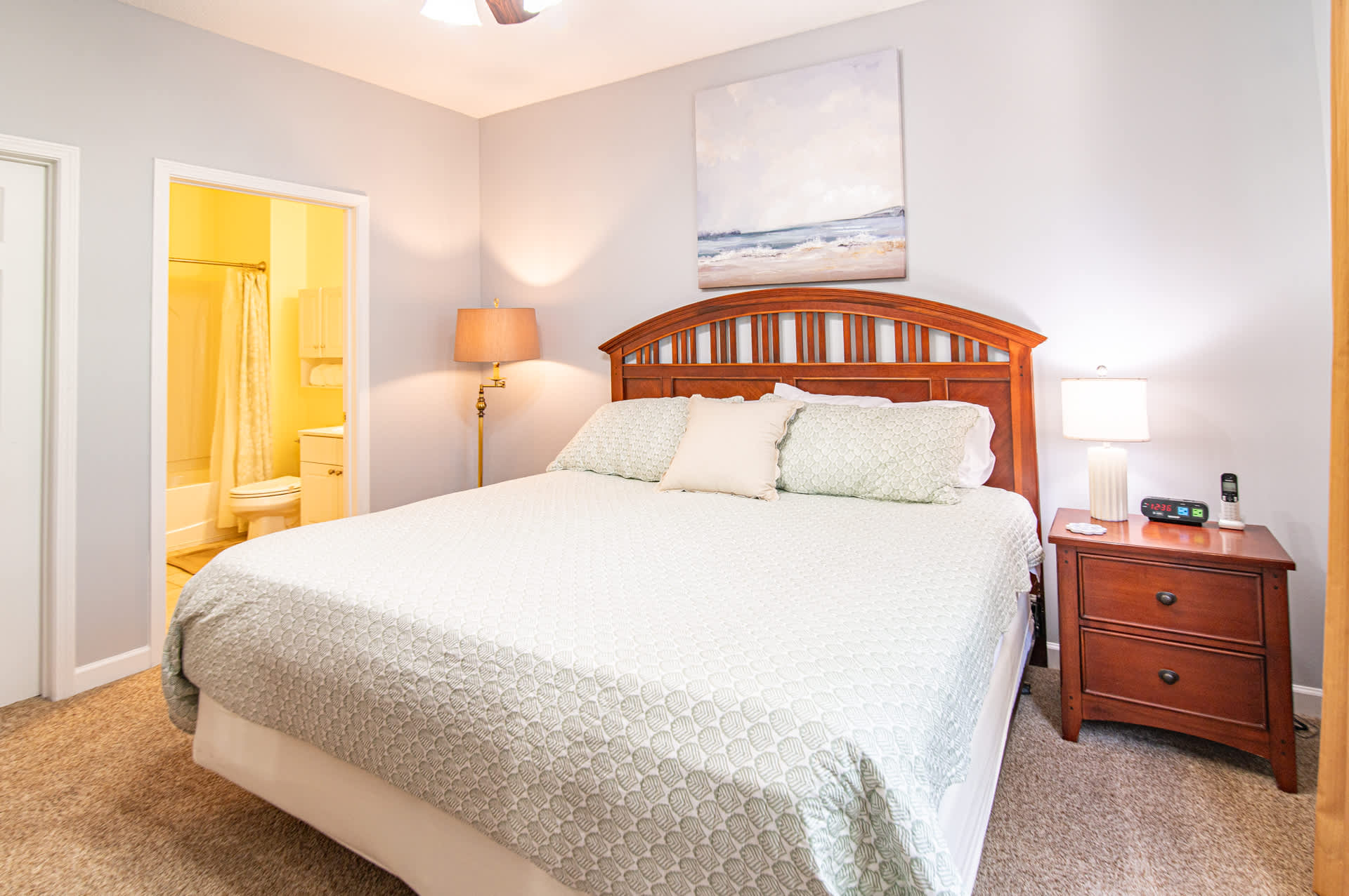 Pet Friendly Golf Paradise w Huge Pool and Hot Tub