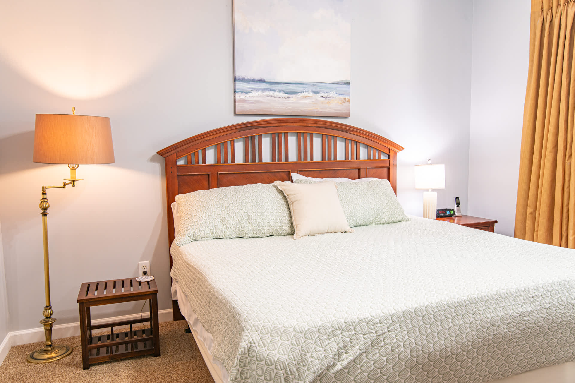 Pet Friendly Golf Paradise w Huge Pool and Hot Tub