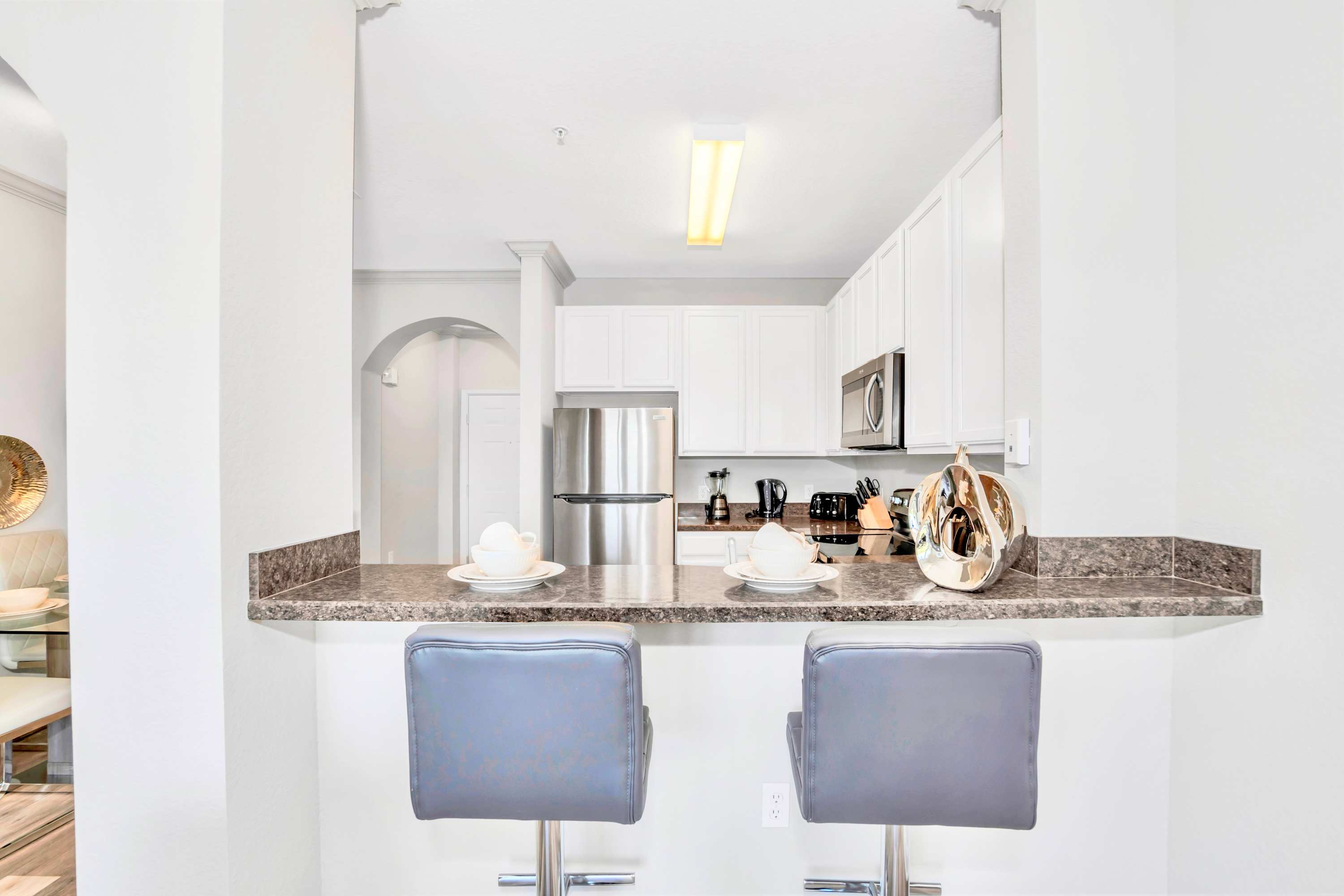 Kitchen breakfast bar seating area