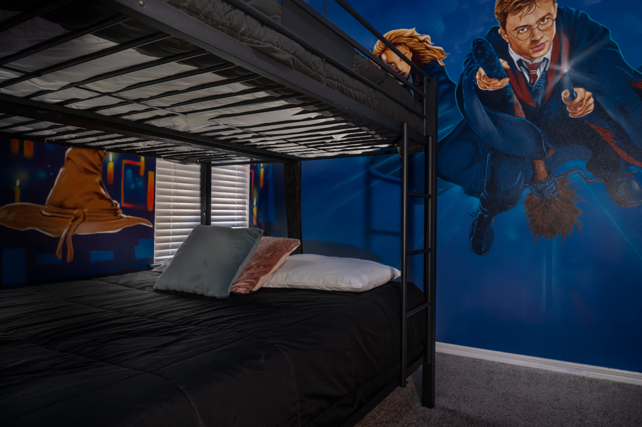 Resort villa w/ pool, game room & hot tub