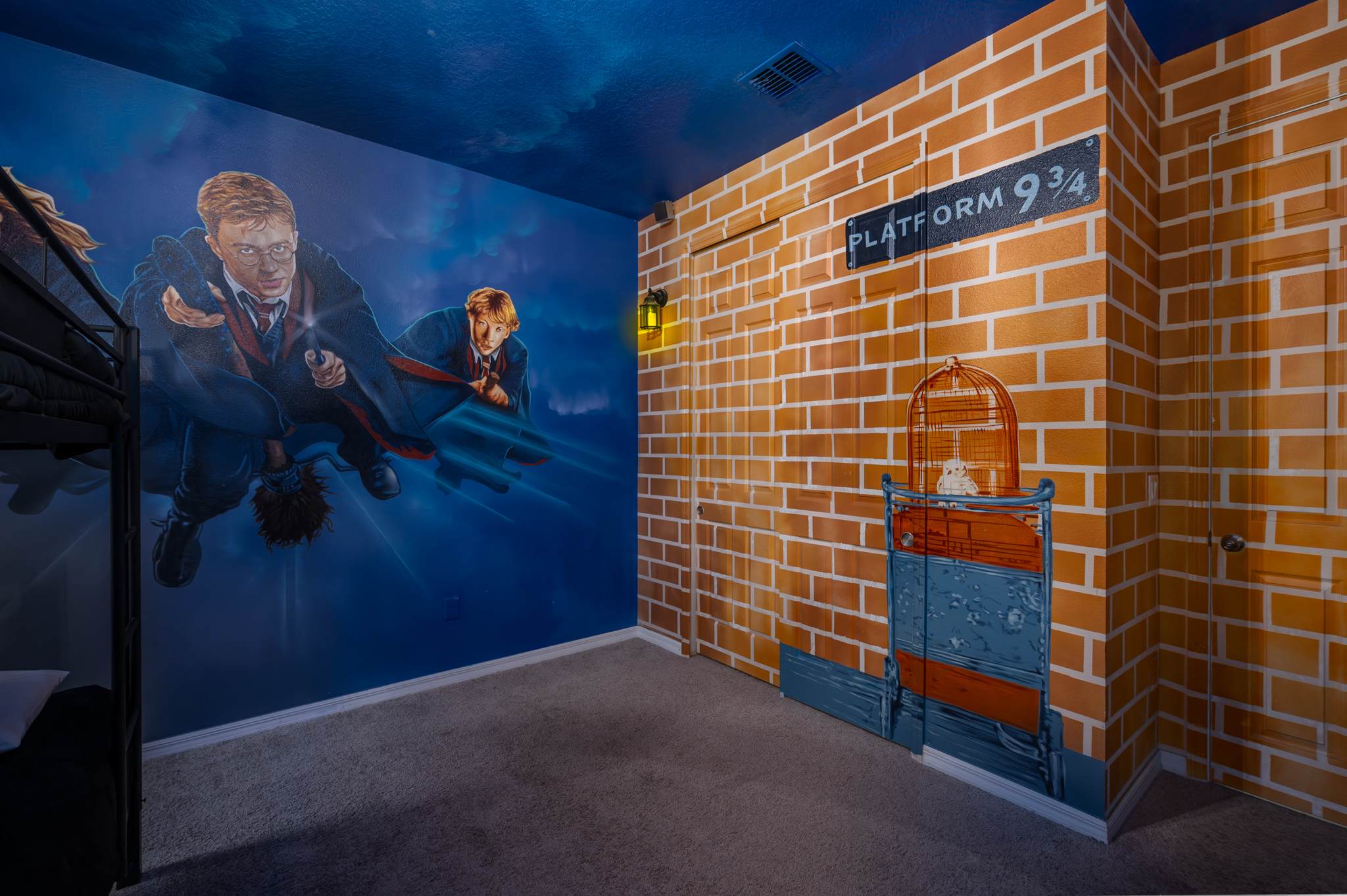 Resort villa w/ pool, game room & hot tub