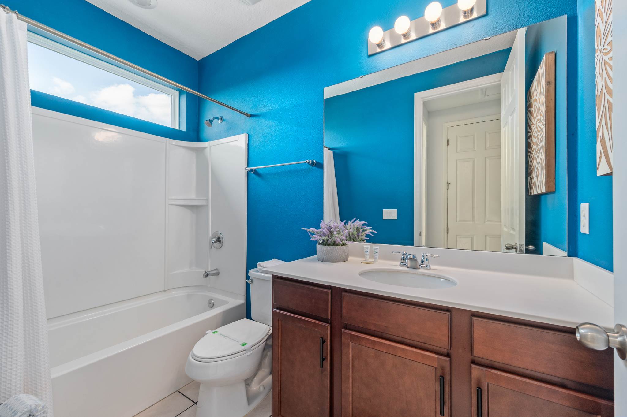 Resort villa w/ pool, game room & hot tub