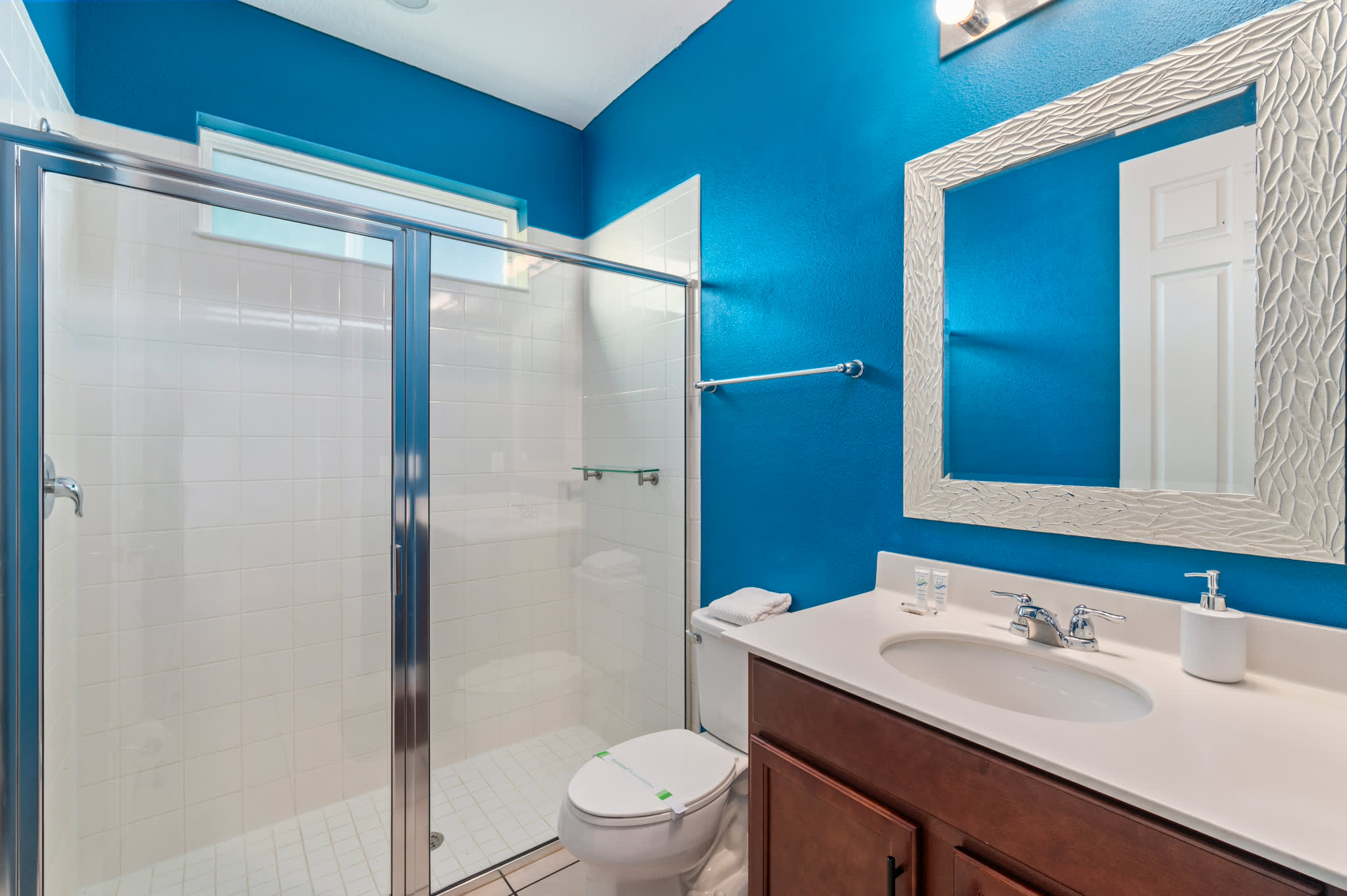 Resort villa w/ pool, game room & hot tub