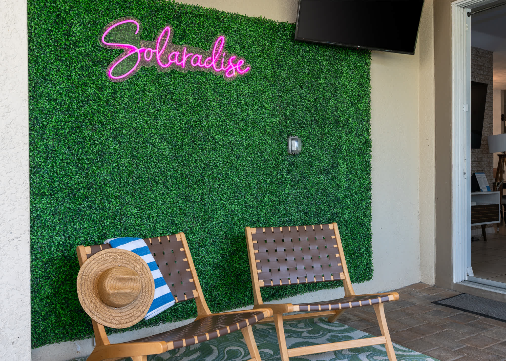 Resort villa w/ pool, game room & hot tub