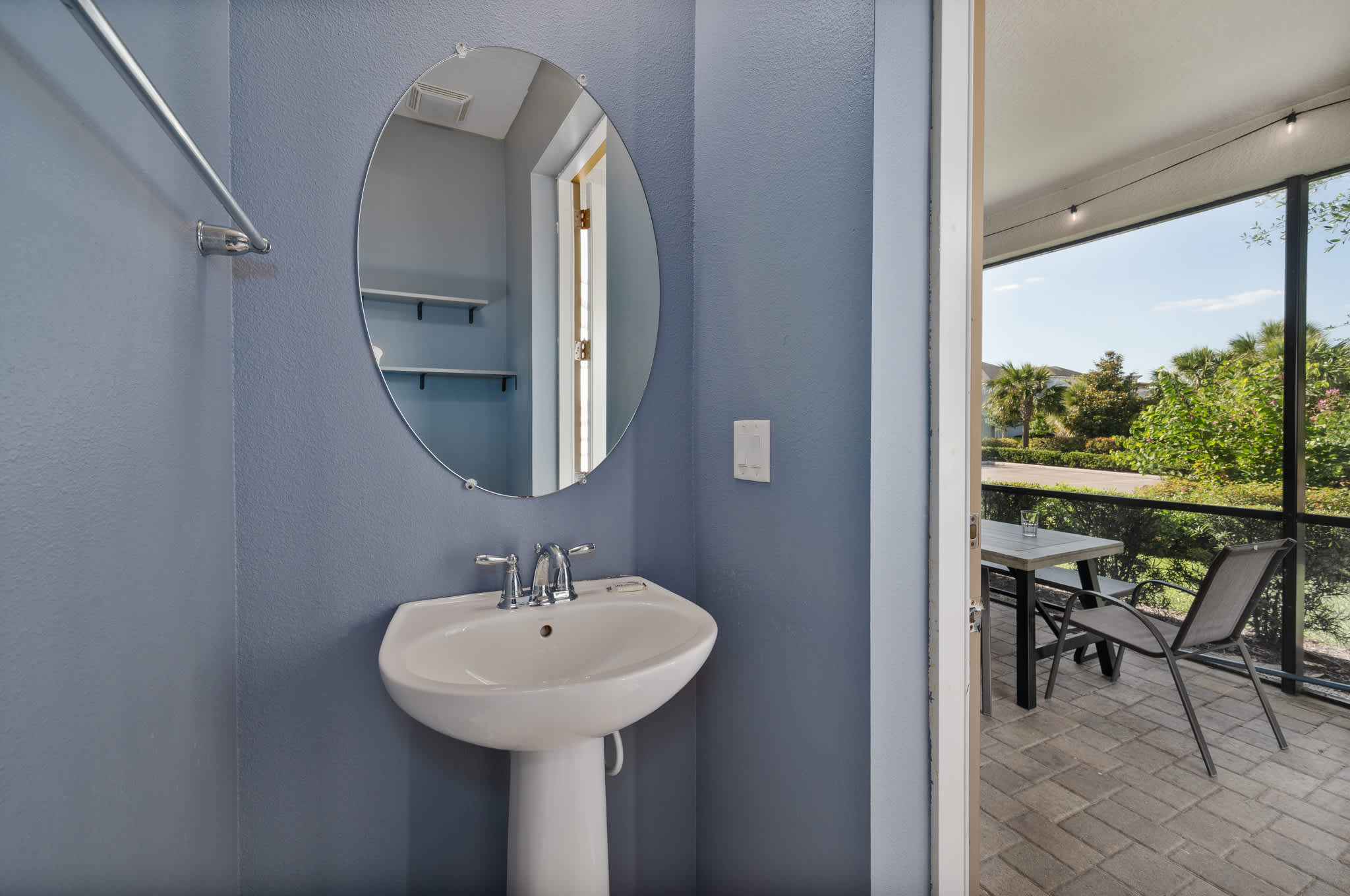 Resort villa w/ pool, game room & hot tub