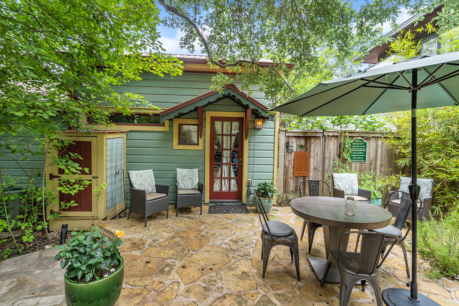 SoCo District, Pool | Carriage House, Park Lane