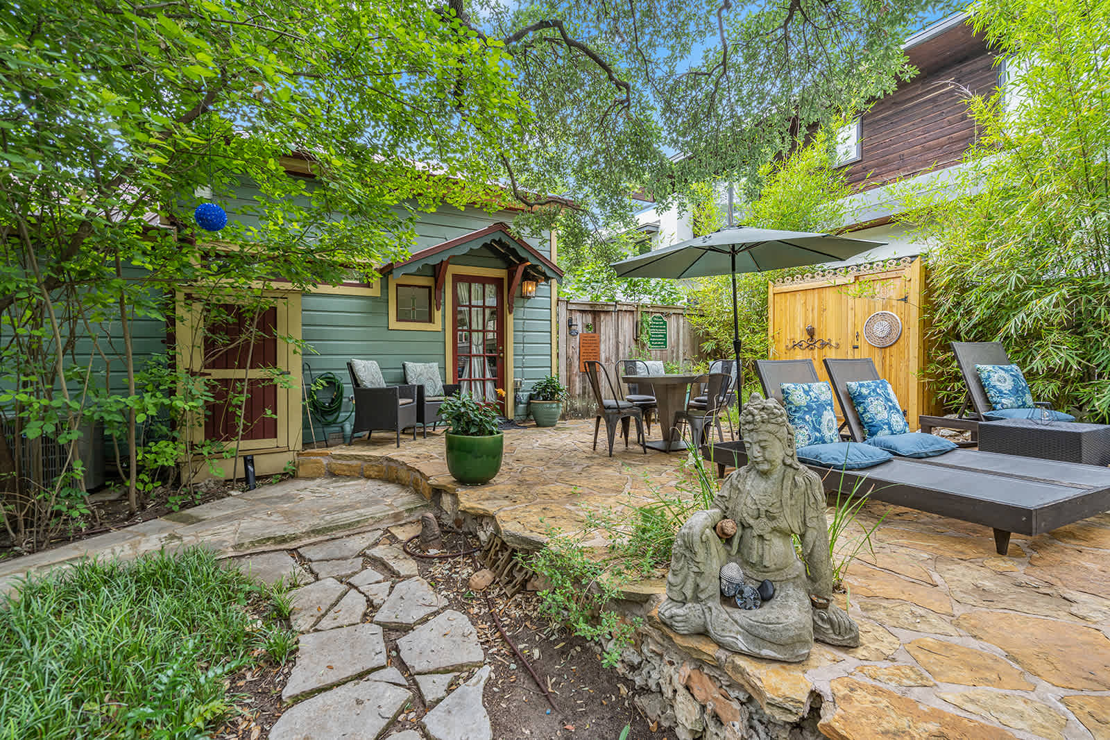 SoCo District, Pool | Carriage House, Park Lane